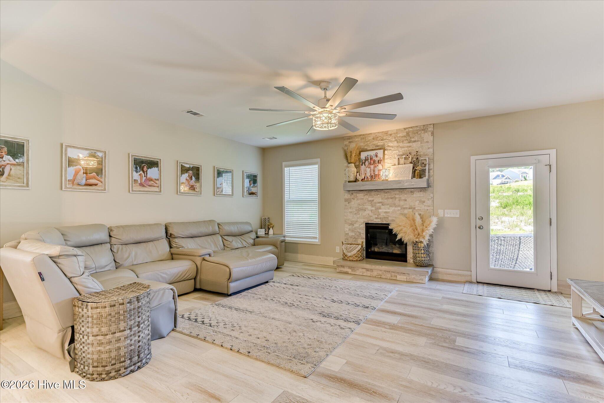 6127 High Top Lane Property Photo 11