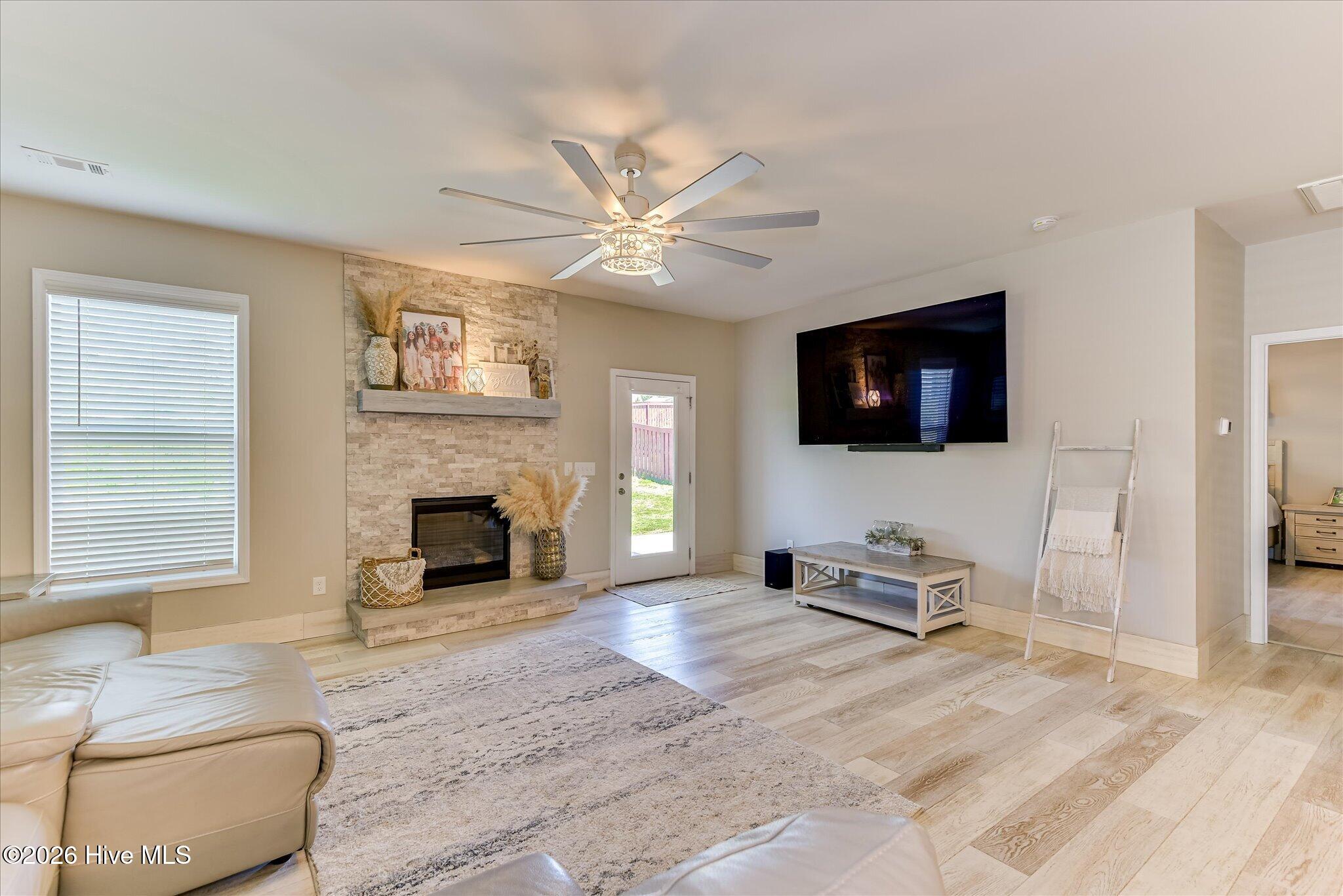 6127 High Top Lane Property Photo 12