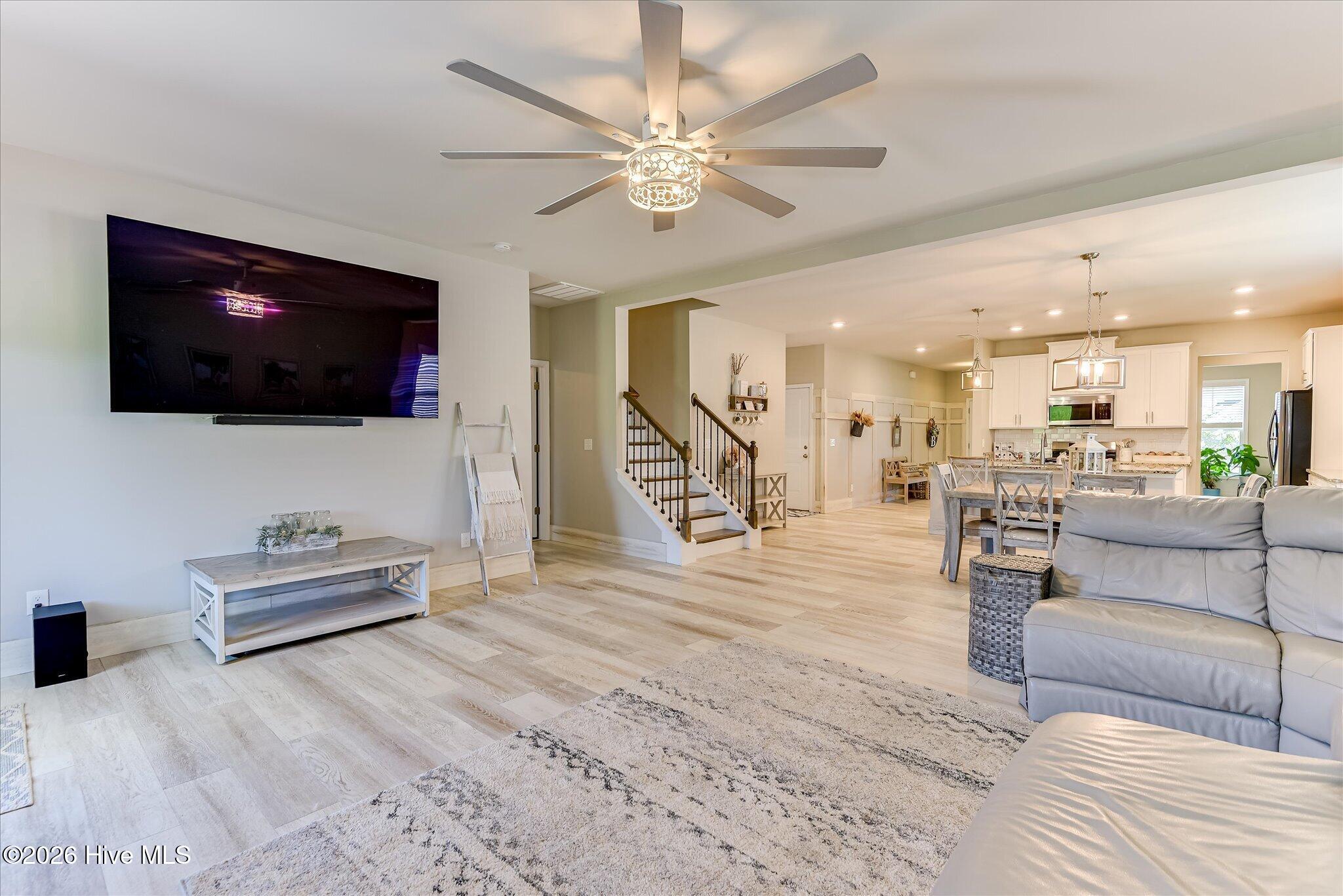 6127 High Top Lane Property Photo 14