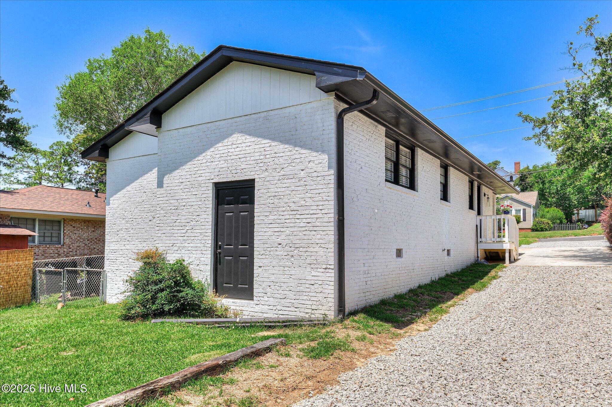1121 Ridgecrest Avenue Property Photo 39