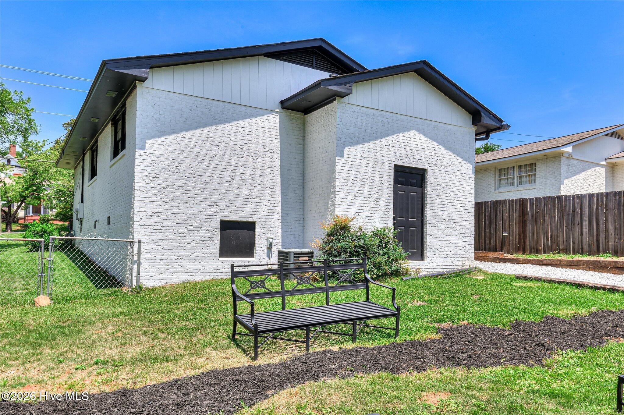 1121 Ridgecrest Avenue Property Photo 40