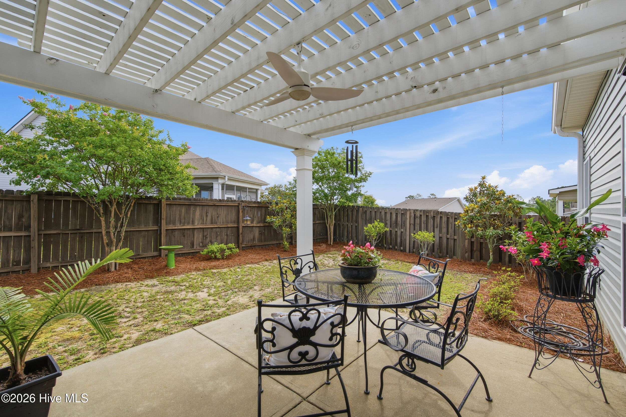 3056 Greymoor Circle Property Photo 8