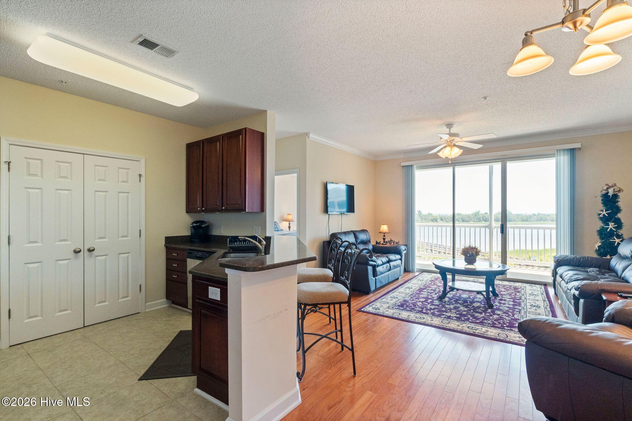 1135 Park Road Unit 4202 Property Photo 13