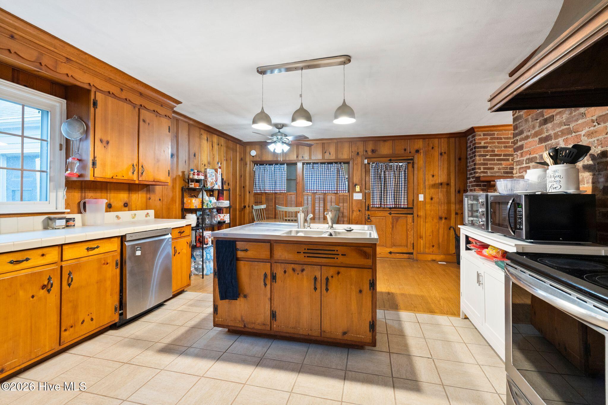 901 Smyrna Drive Property Photo 41