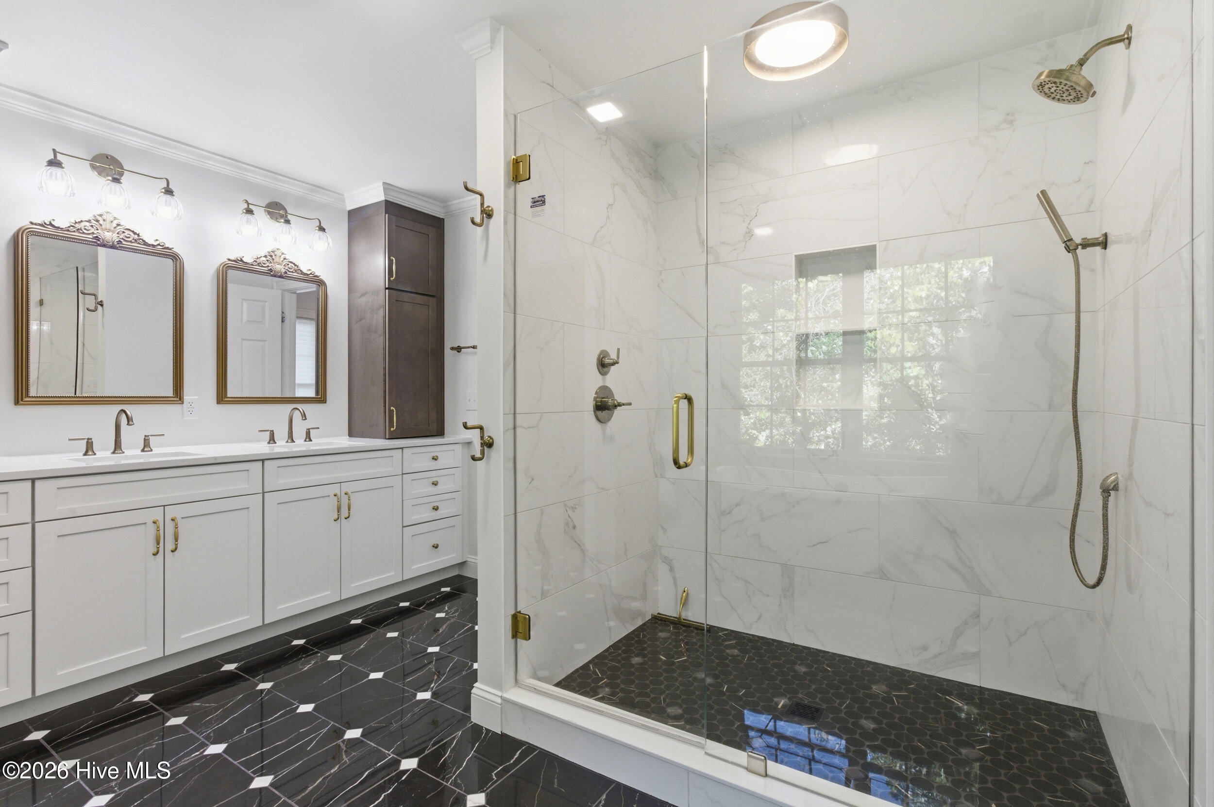 3505 Barons Way Property Photo 8