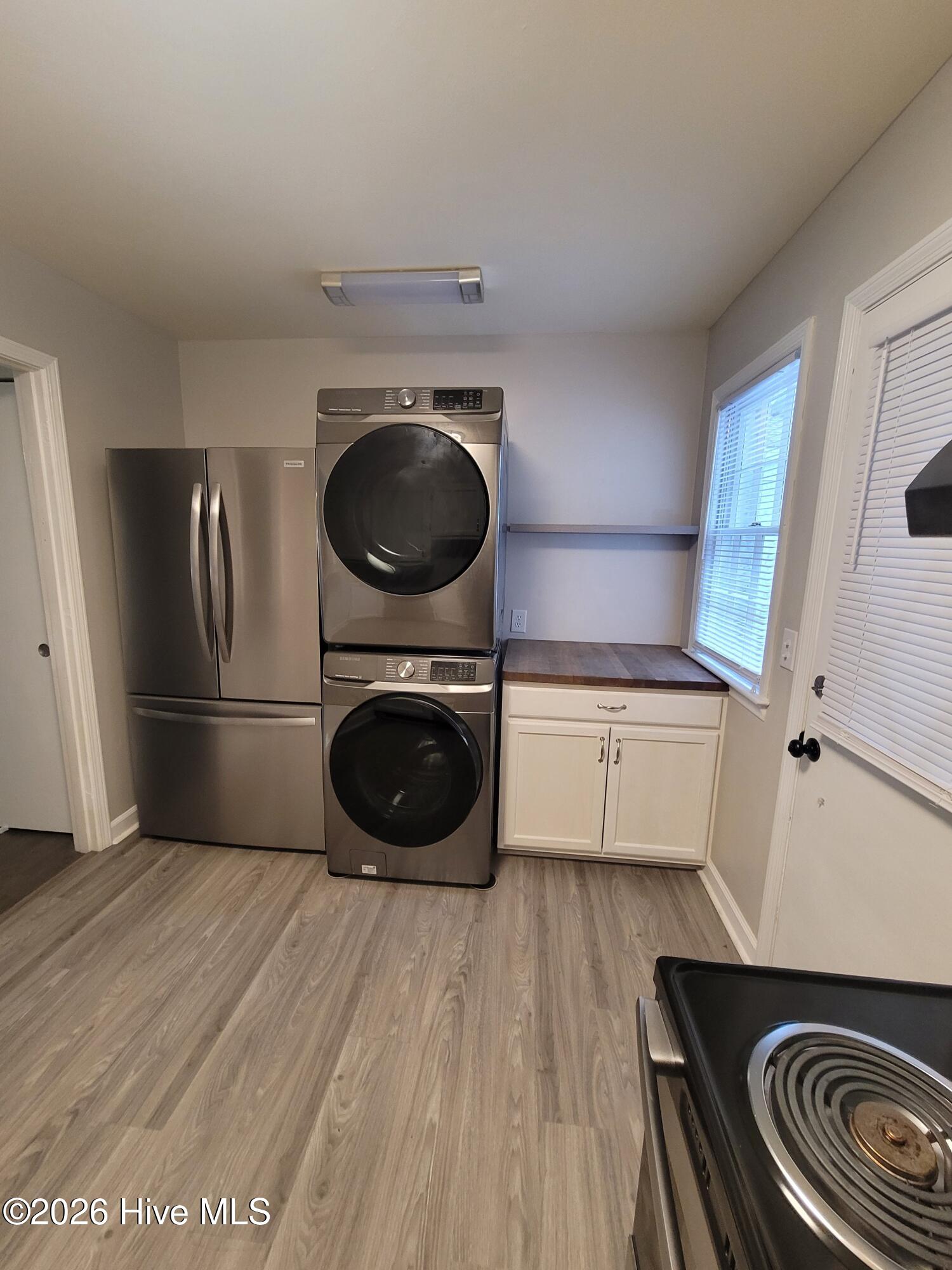 825 Montclair Drive Property Photo 4