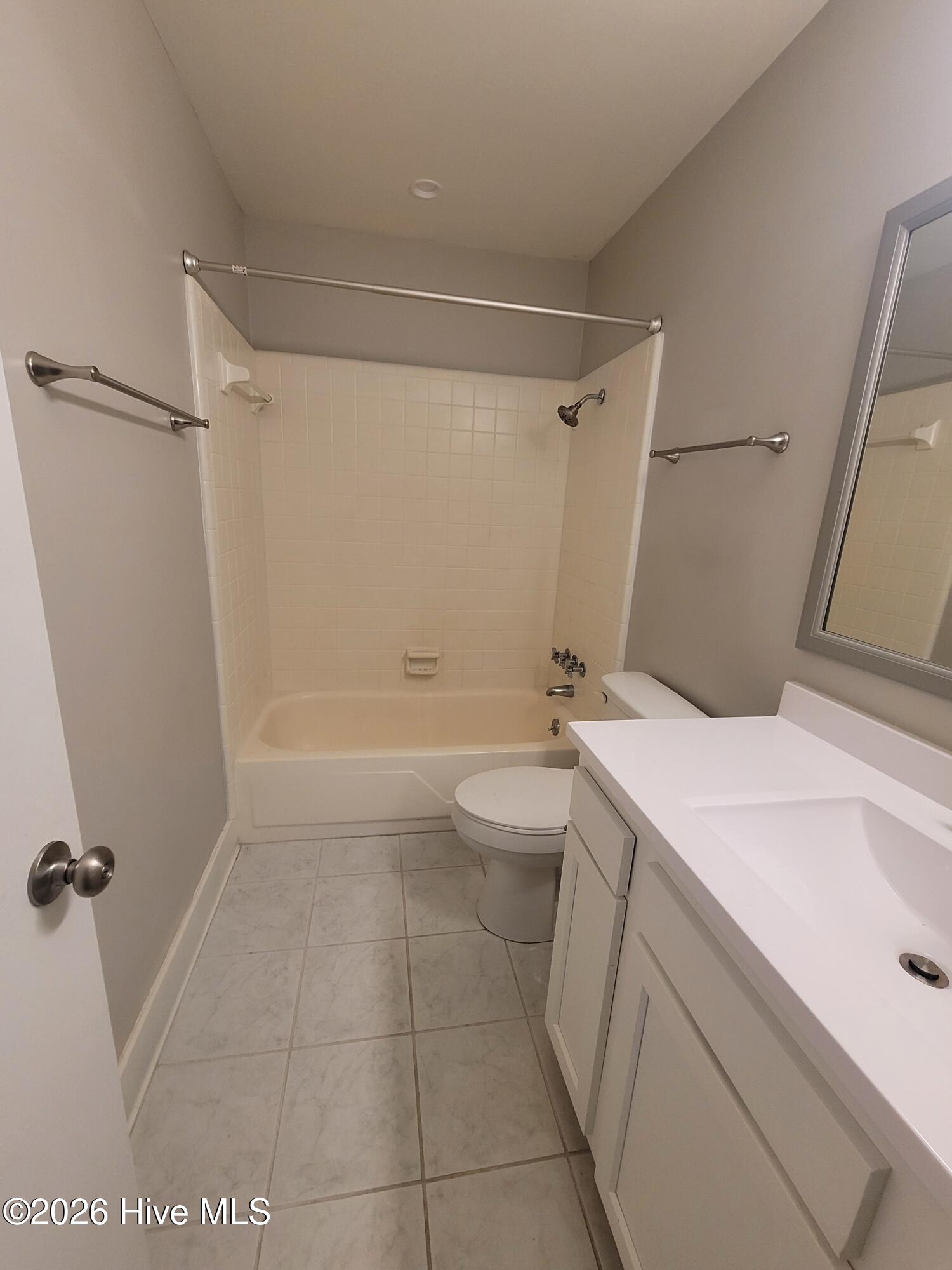 825 Montclair Drive Property Photo 6
