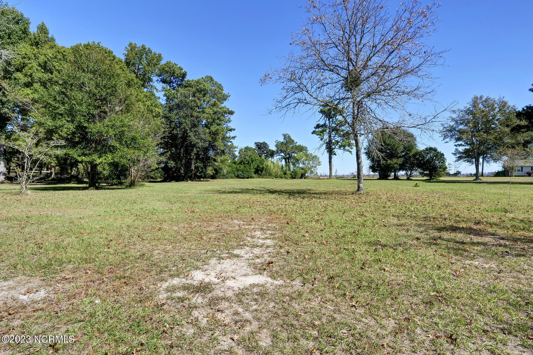 102 Riverview Drive Property Photo 14
