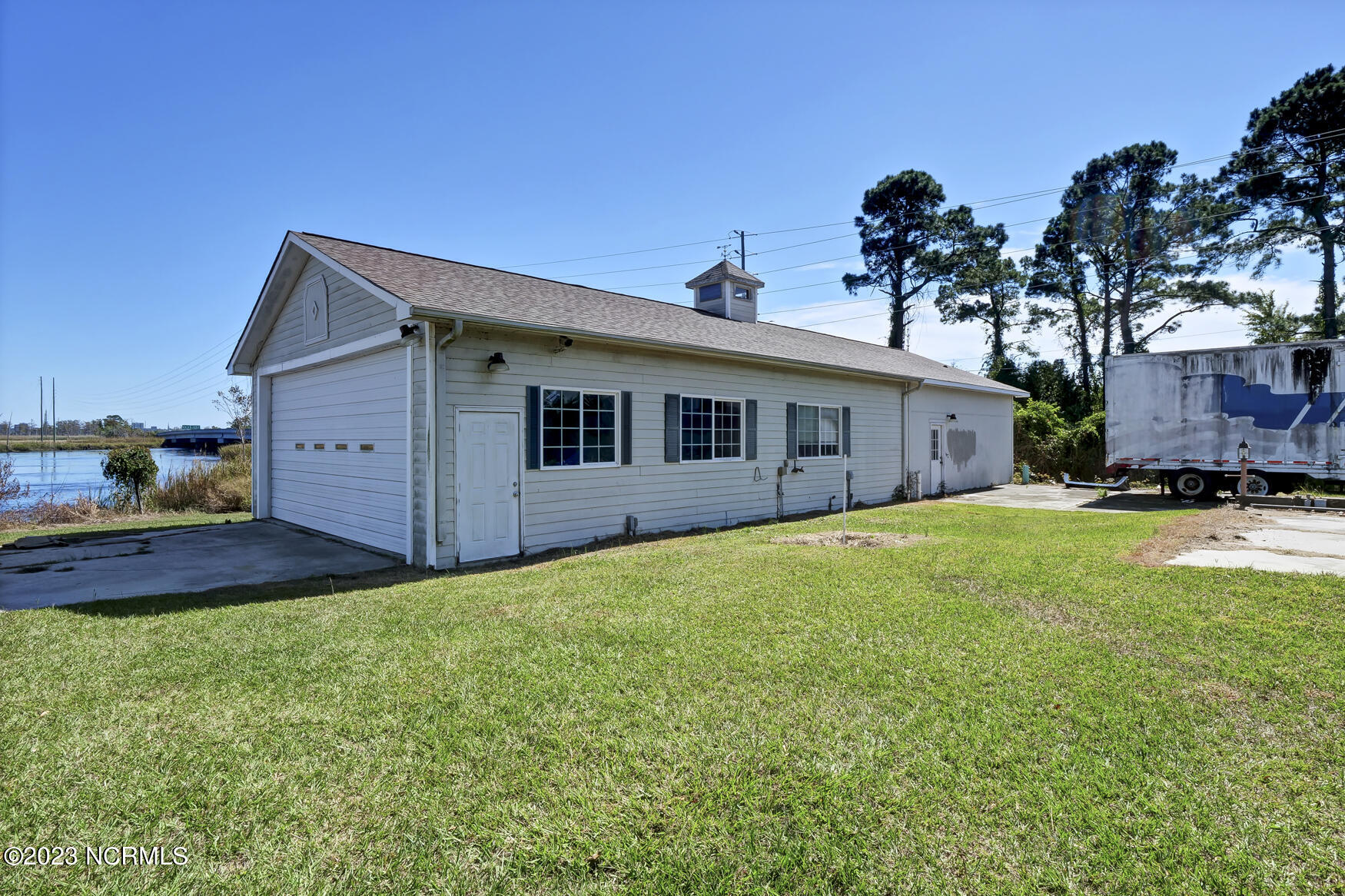 102 Riverview Drive Property Photo 19