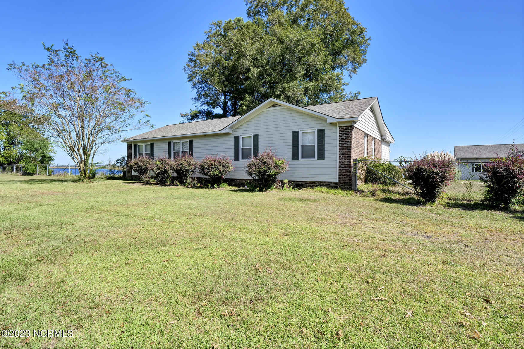 102 Riverview Drive Property Photo 21