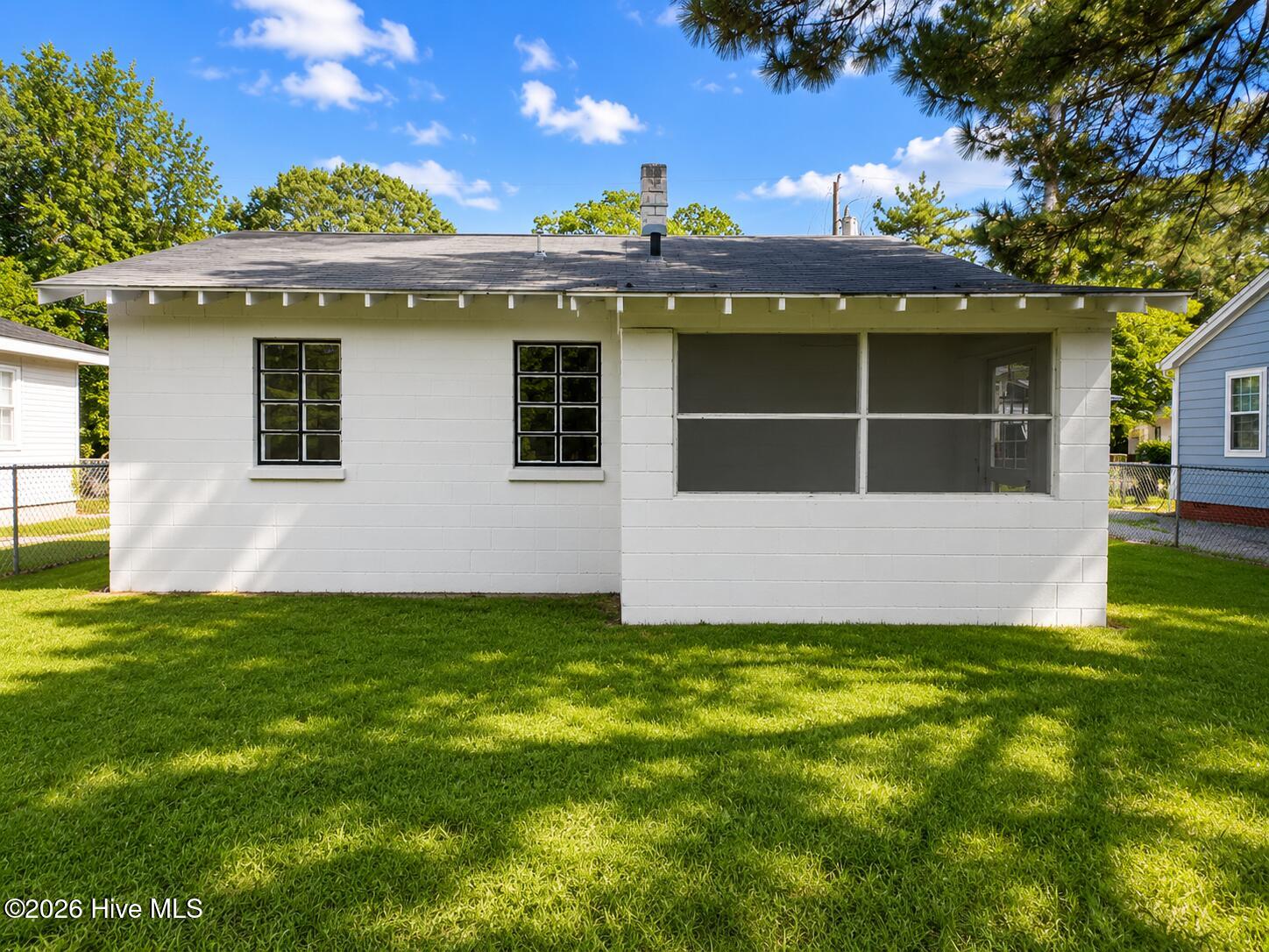740 Long Avenue Property Photo 2