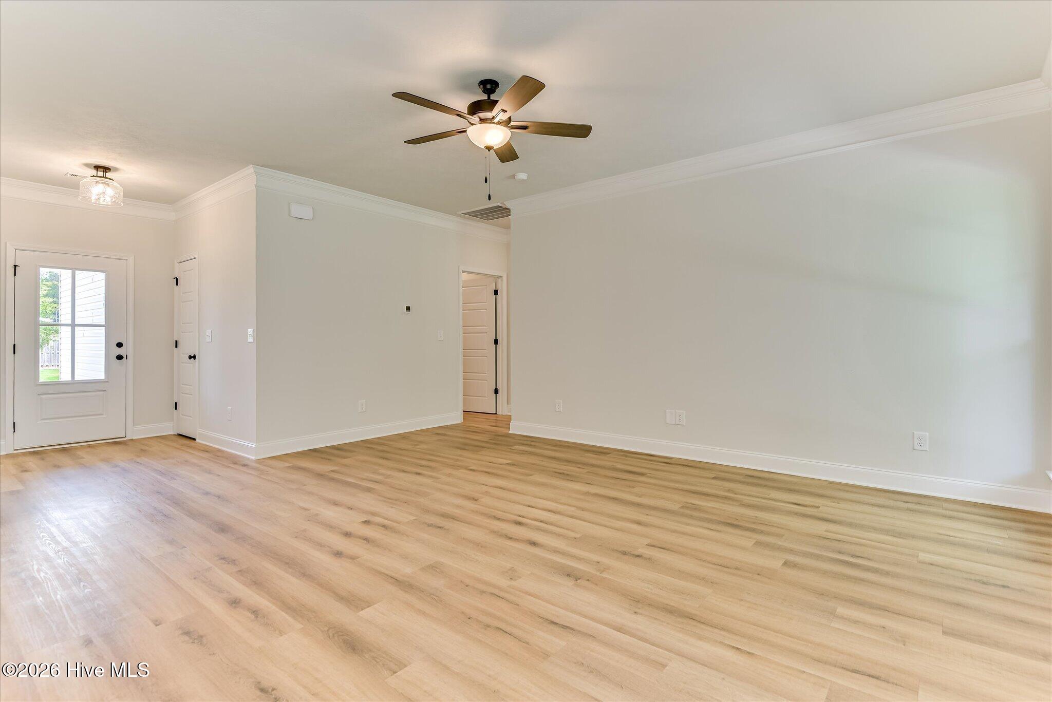 1014 Gregory Landing Drive Property Photo 13