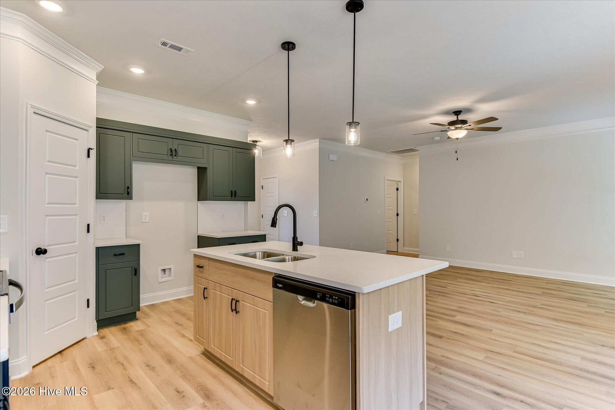 1014 Gregory Landing Drive Property Photo 16