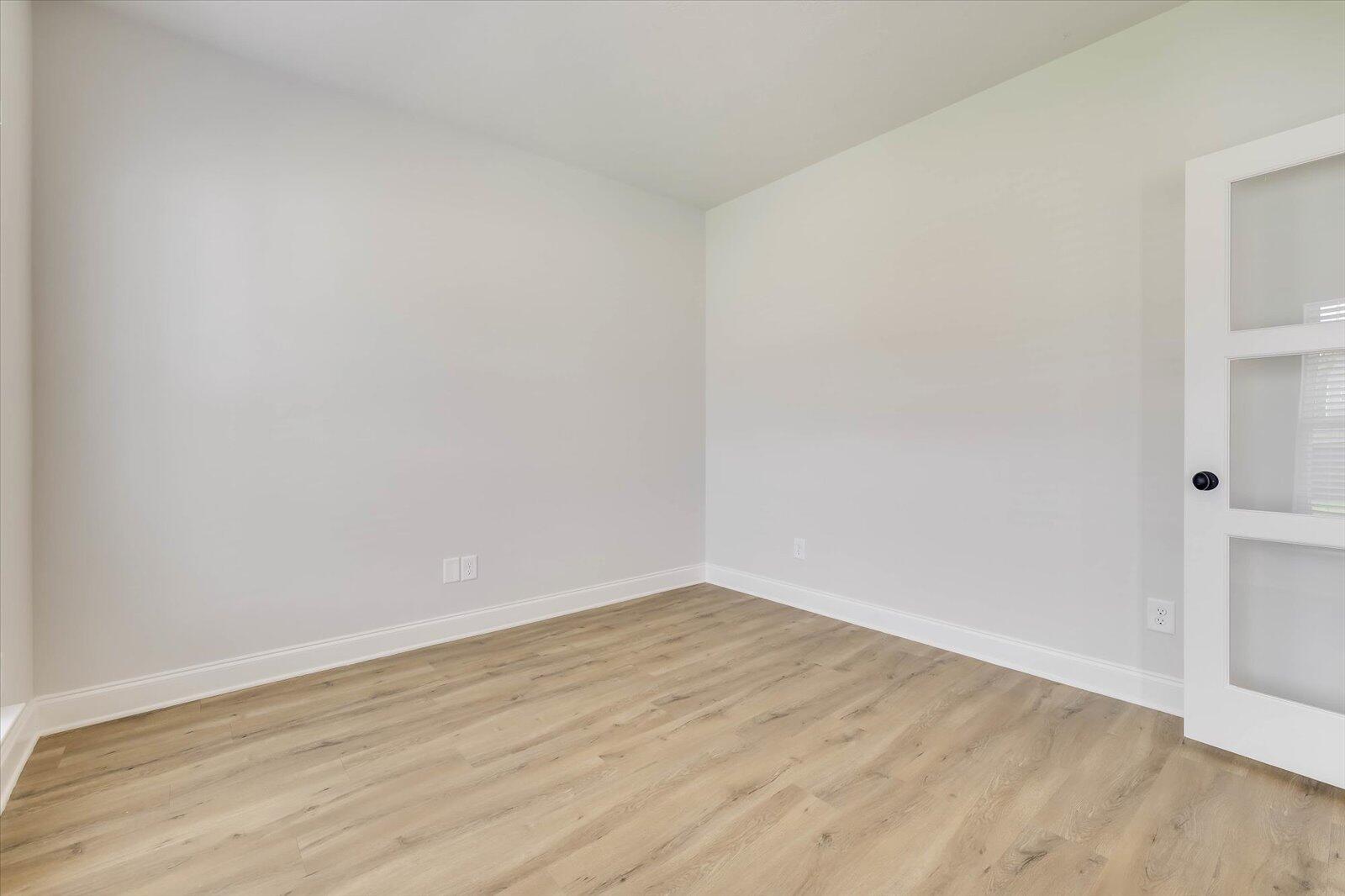 1014 Gregory Landing Drive Property Photo 21