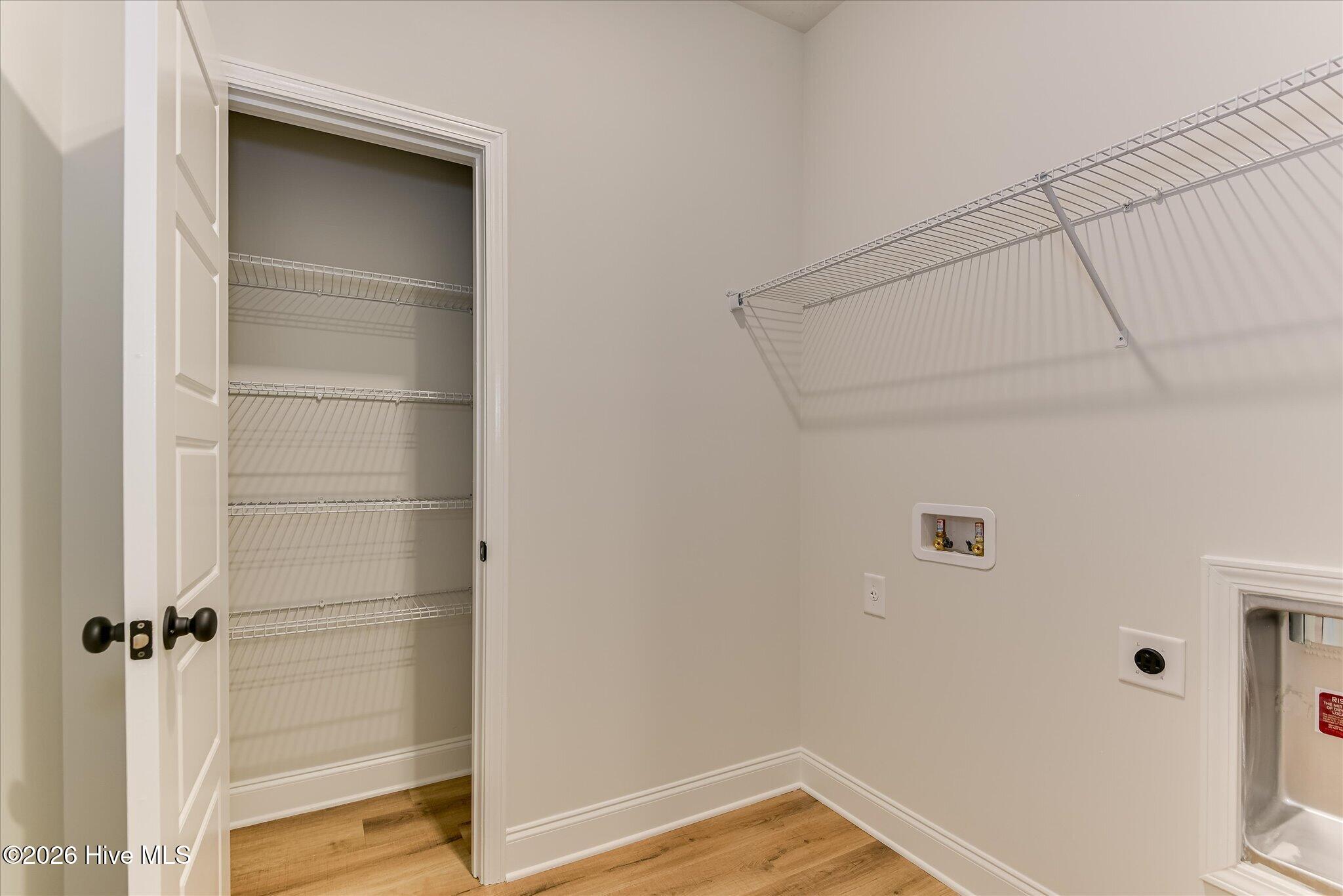 1014 Gregory Landing Drive Property Photo 23