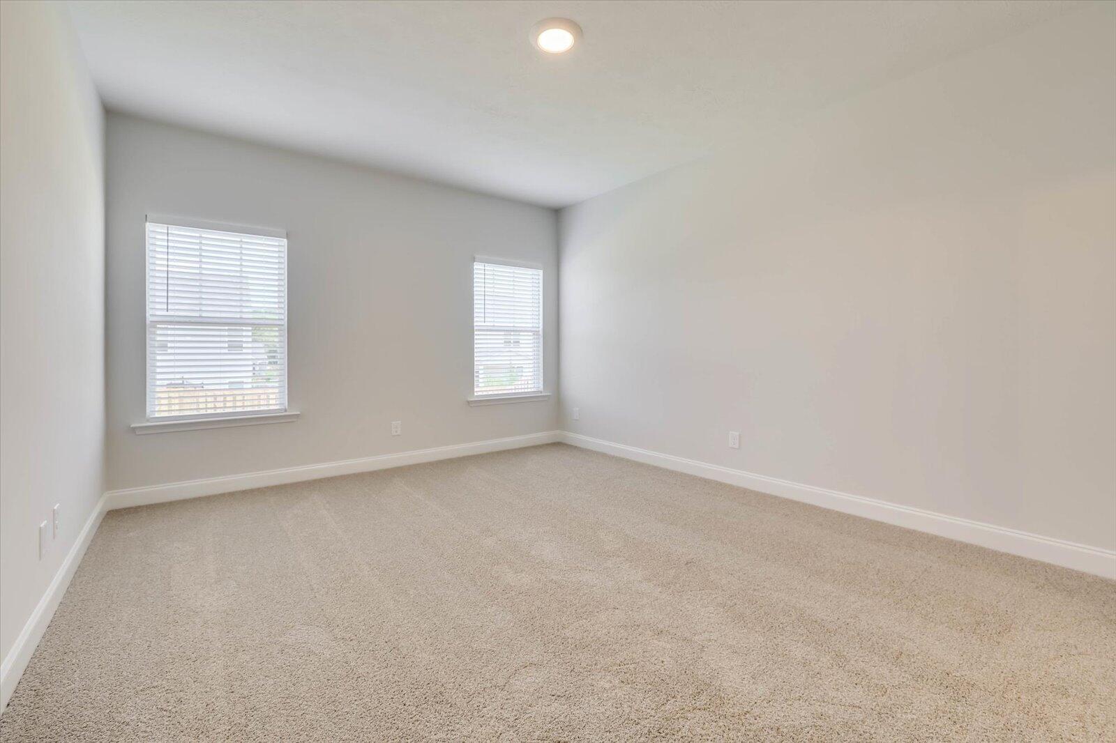 1014 Gregory Landing Drive Property Photo 24