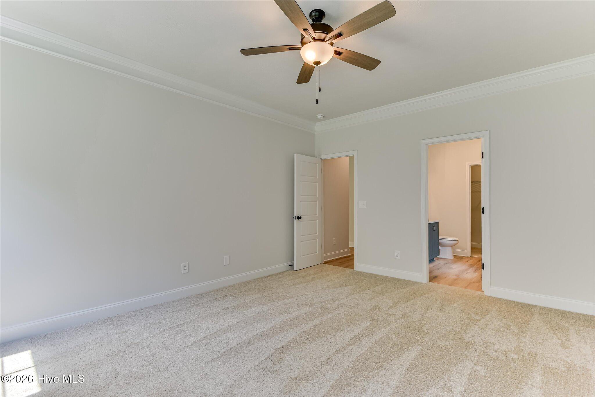 1014 Gregory Landing Drive Property Photo 25
