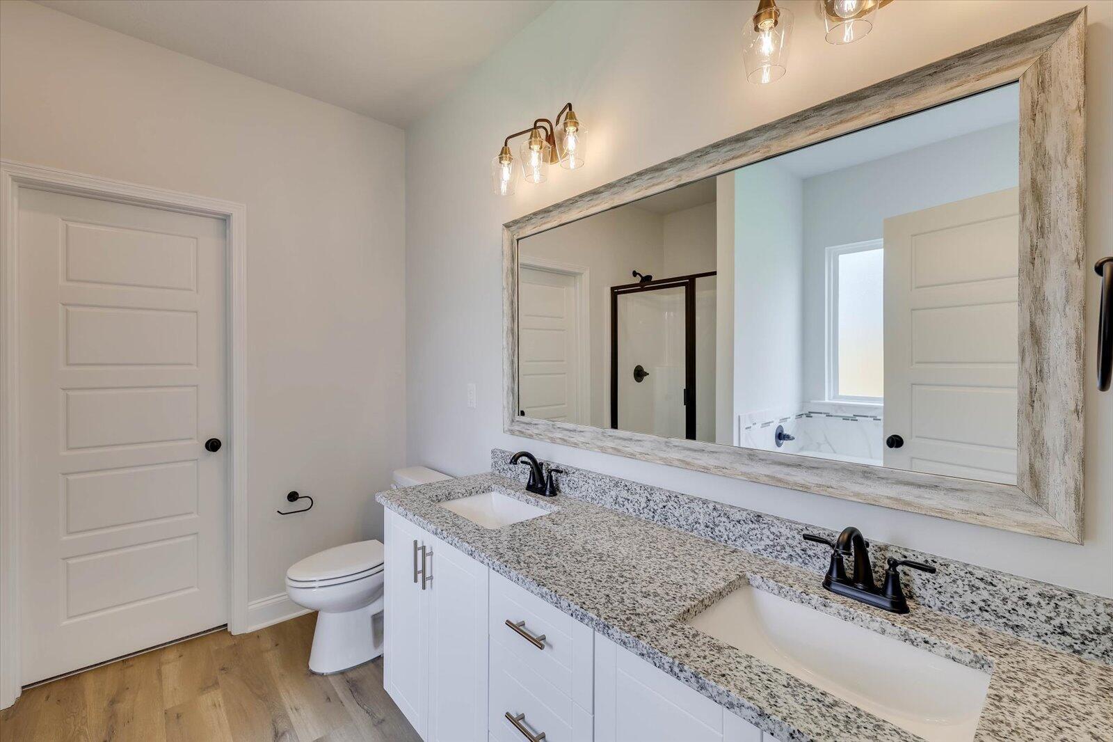 1014 Gregory Landing Drive Property Photo 28