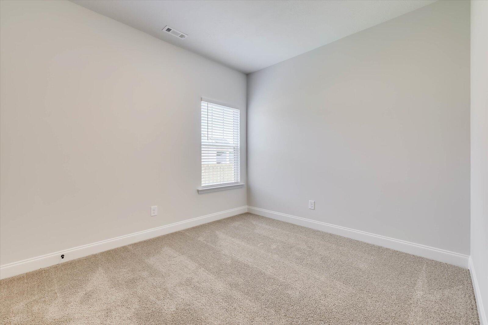 1014 Gregory Landing Drive Property Photo 37