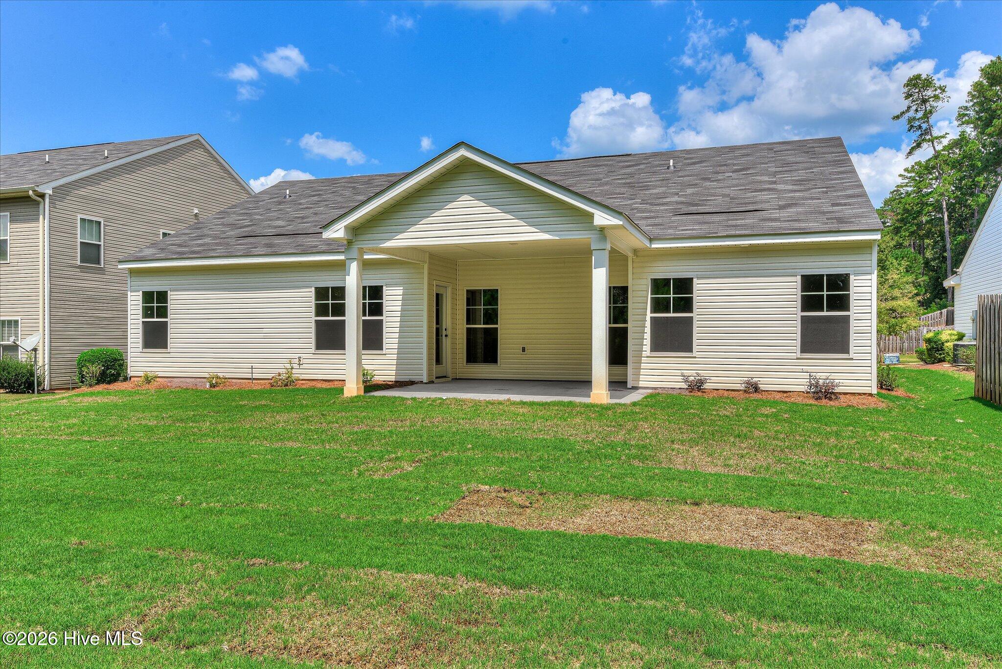 1014 Gregory Landing Drive Property Photo 45