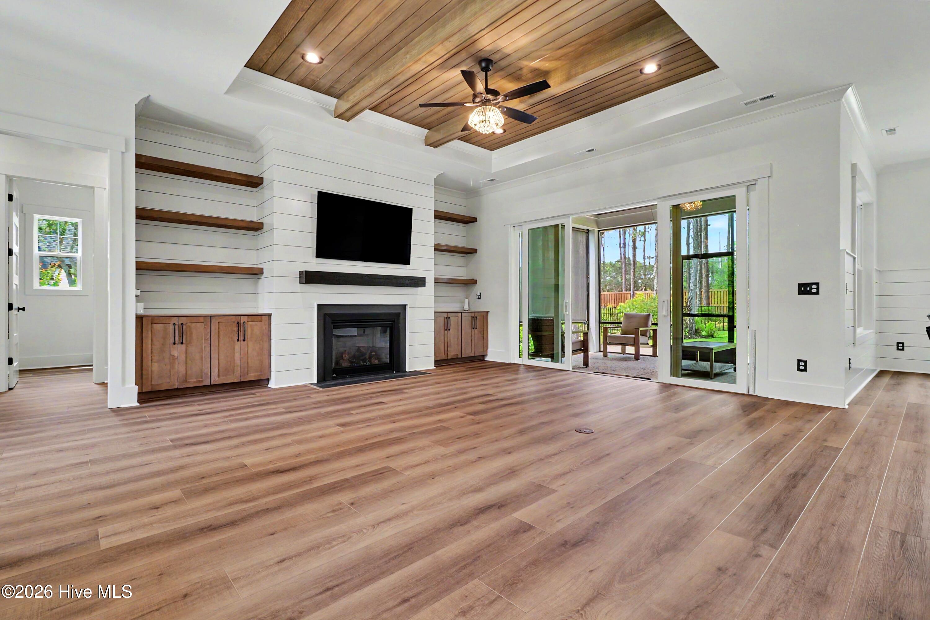3570 White Spruce Glen Property Photo 19