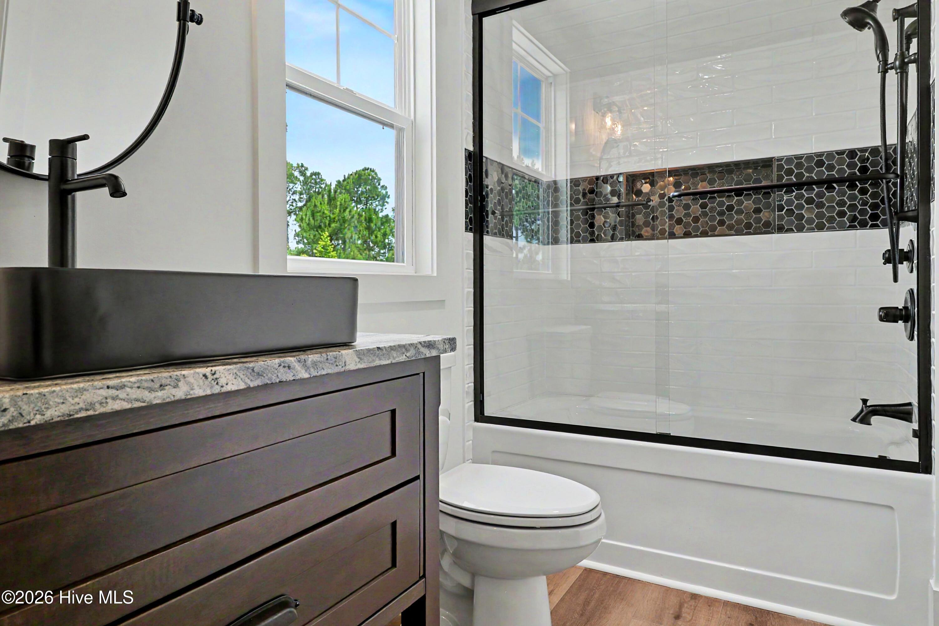 3570 White Spruce Glen Property Photo 34