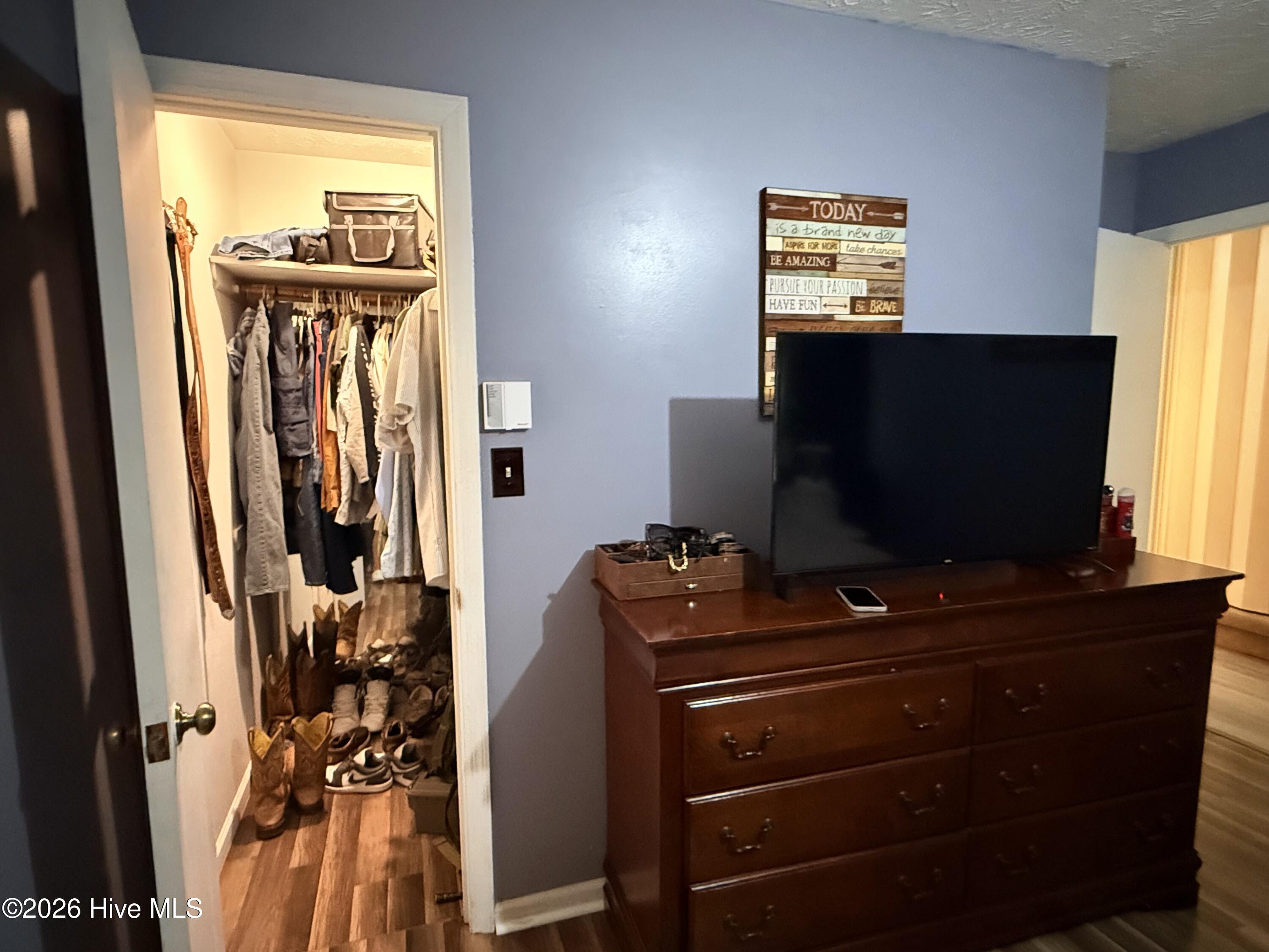 12040 Mccormick Drive Property Photo 9