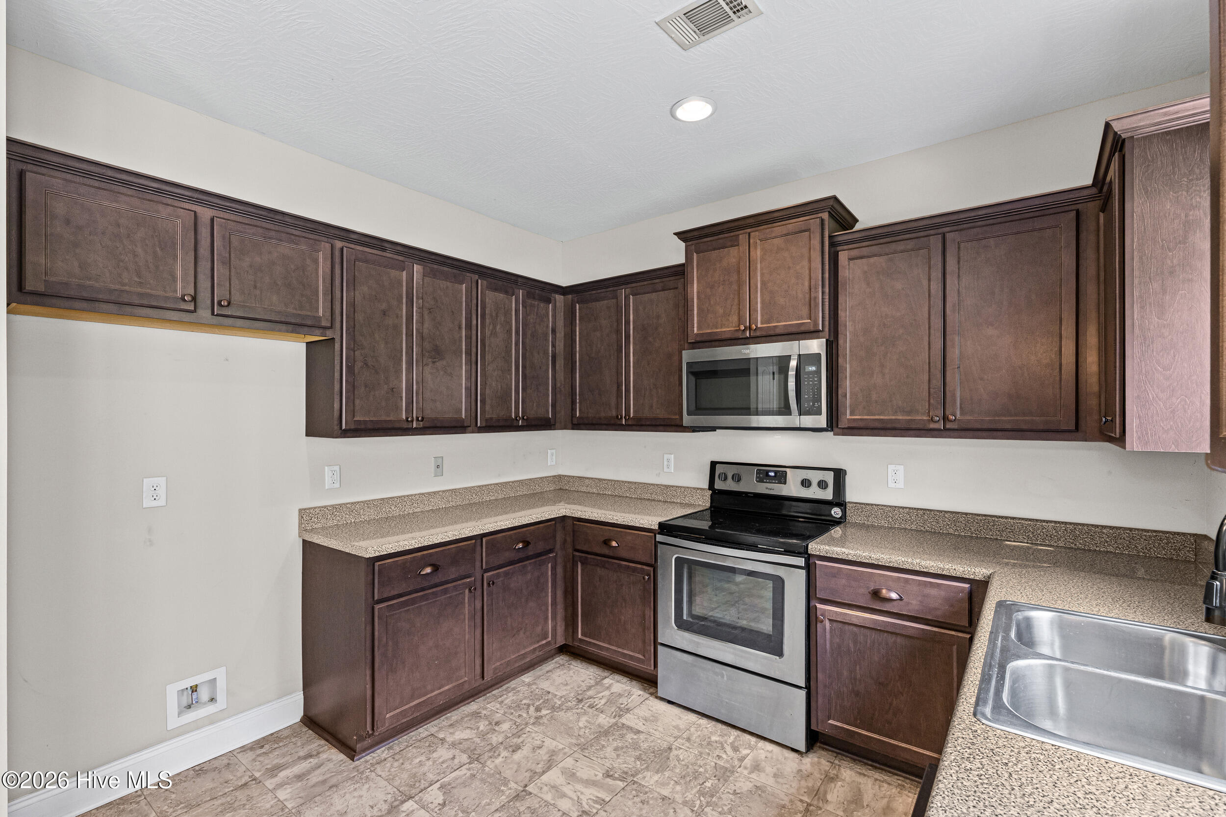 18 Juno Way Property Photo 7