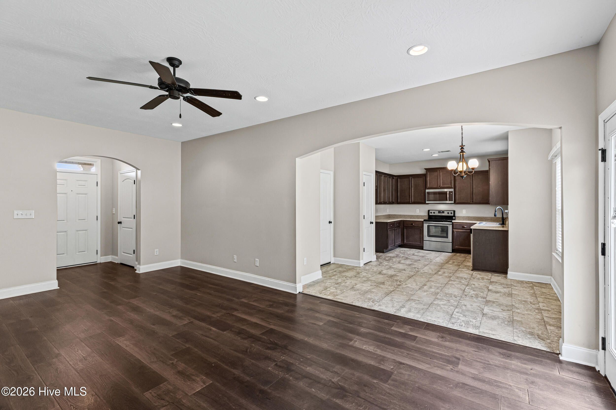 18 Juno Way Property Photo 9