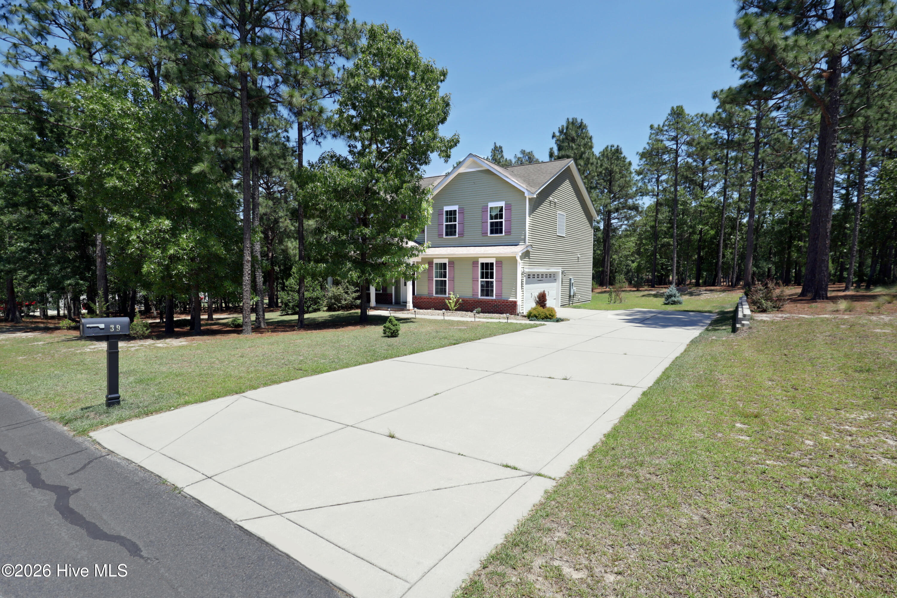 39 Forest Lake Drive Property Photo 3
