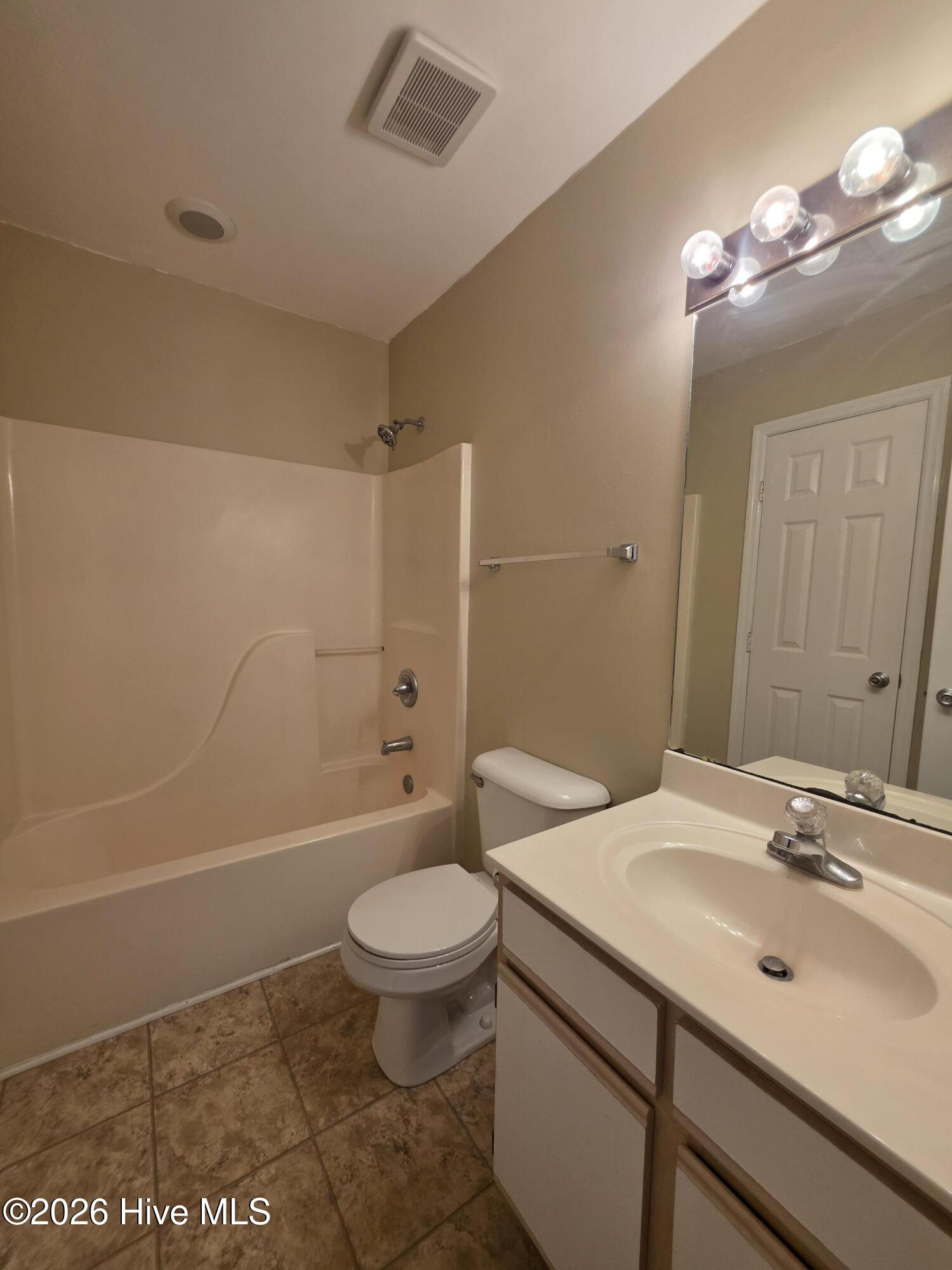 113 Craig Drive B Property Photo 14