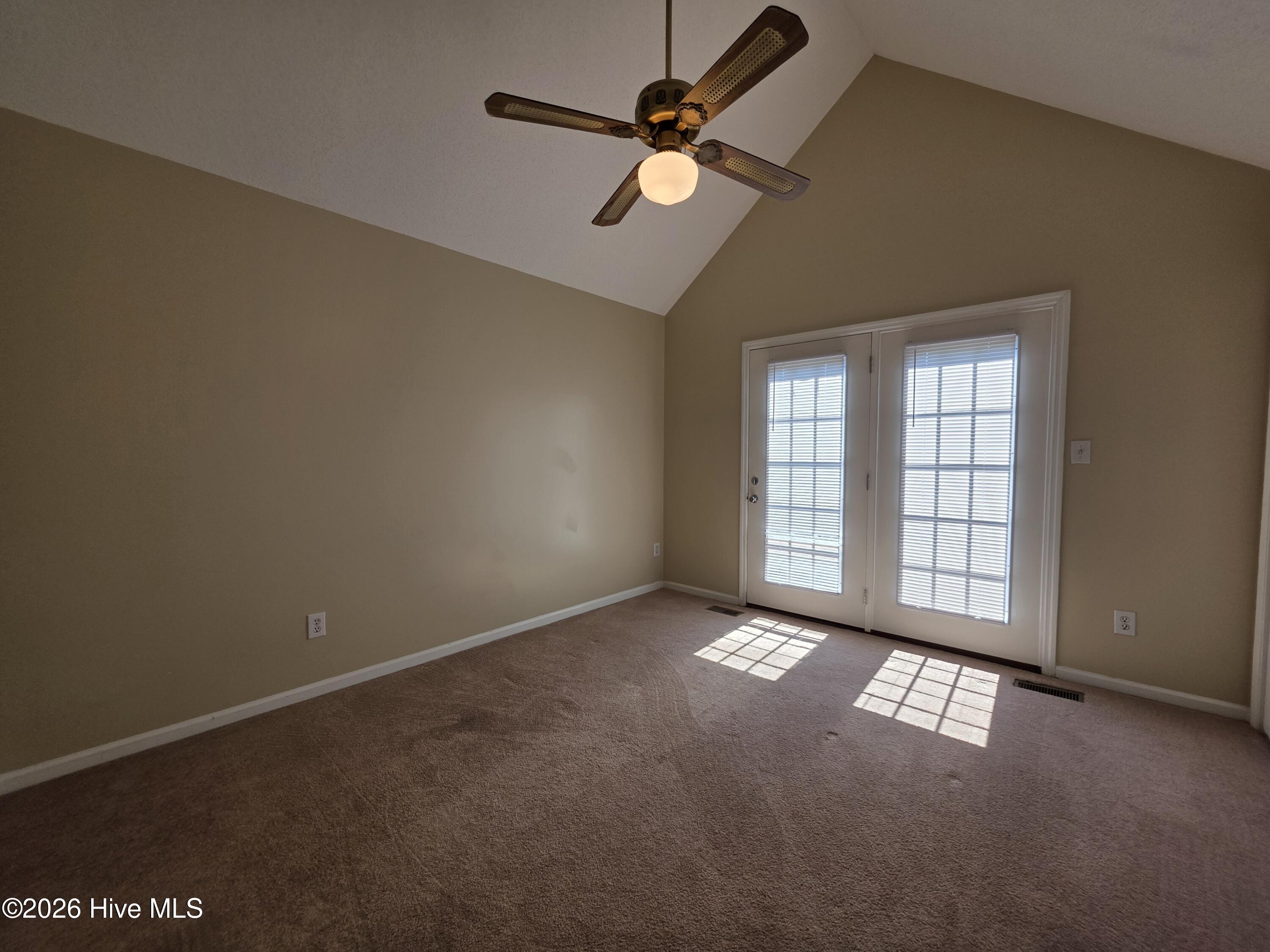 113 Craig Drive B Property Photo 15