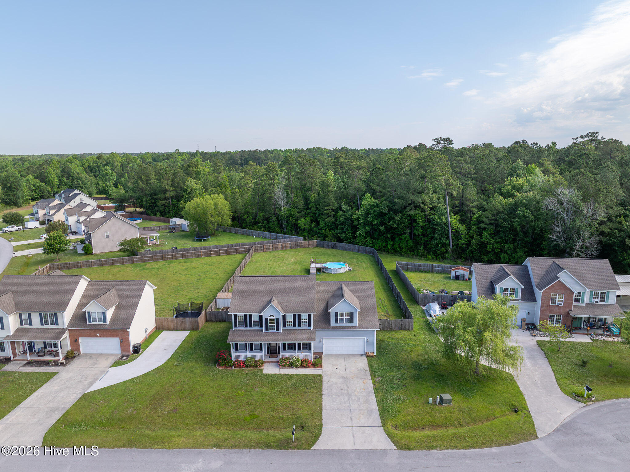 203 Honey Court E Property Photo 1