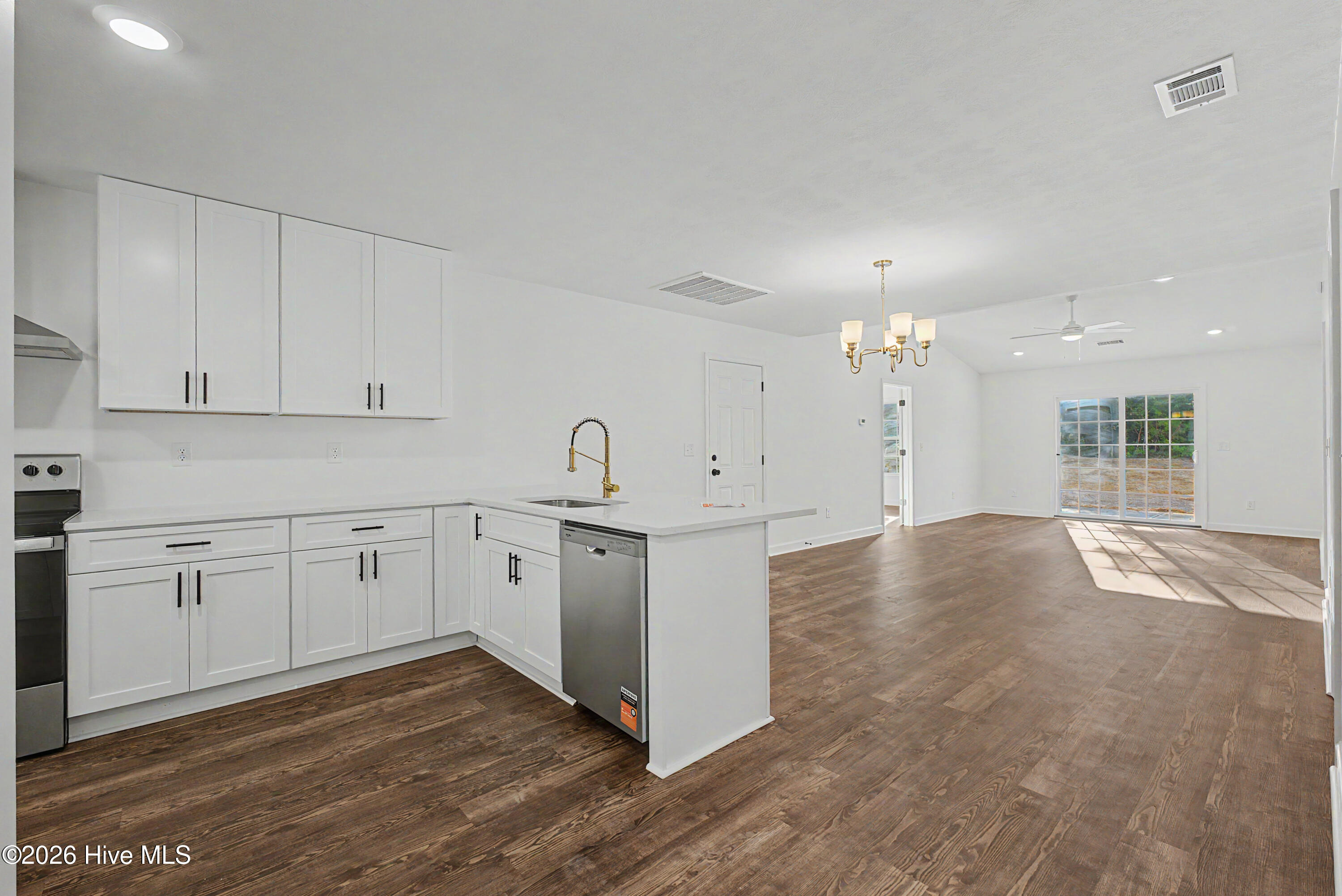 4416 Seago Road Property Photo 7