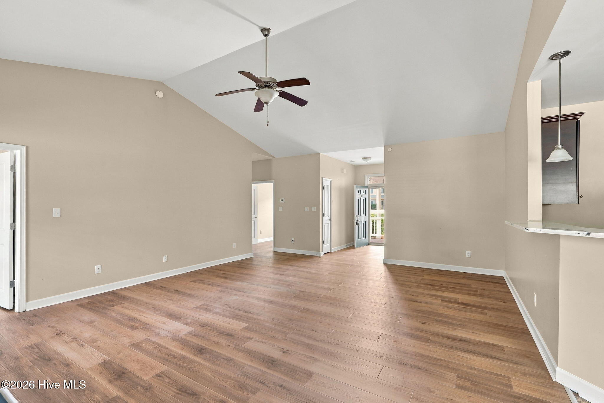 514 Aberdineshire Court Property Photo 8