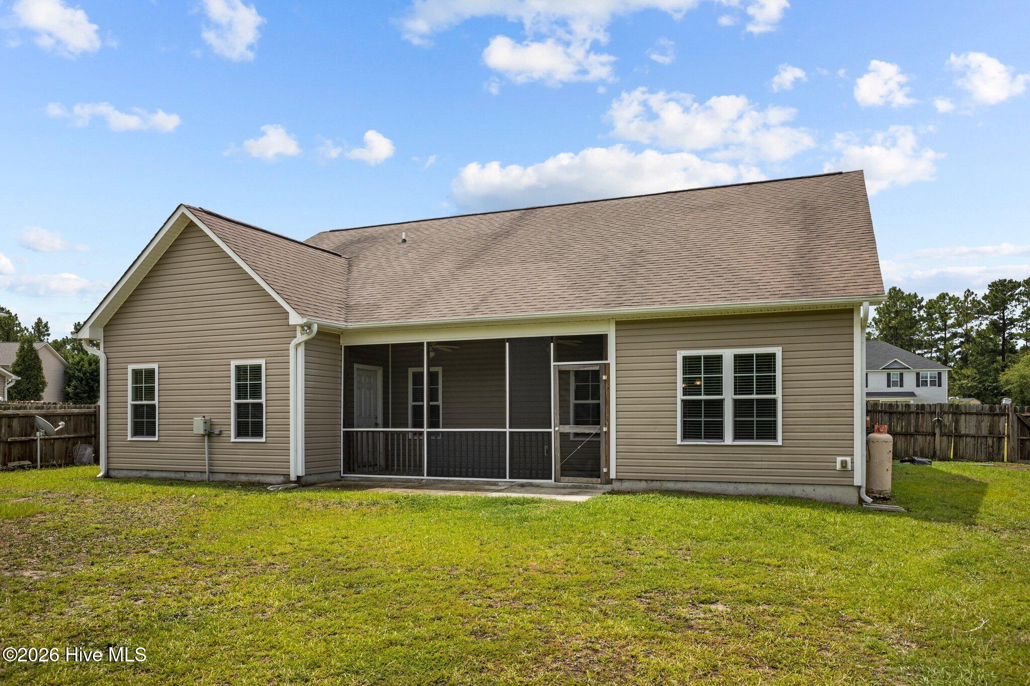 514 Aberdineshire Court Property Photo 28