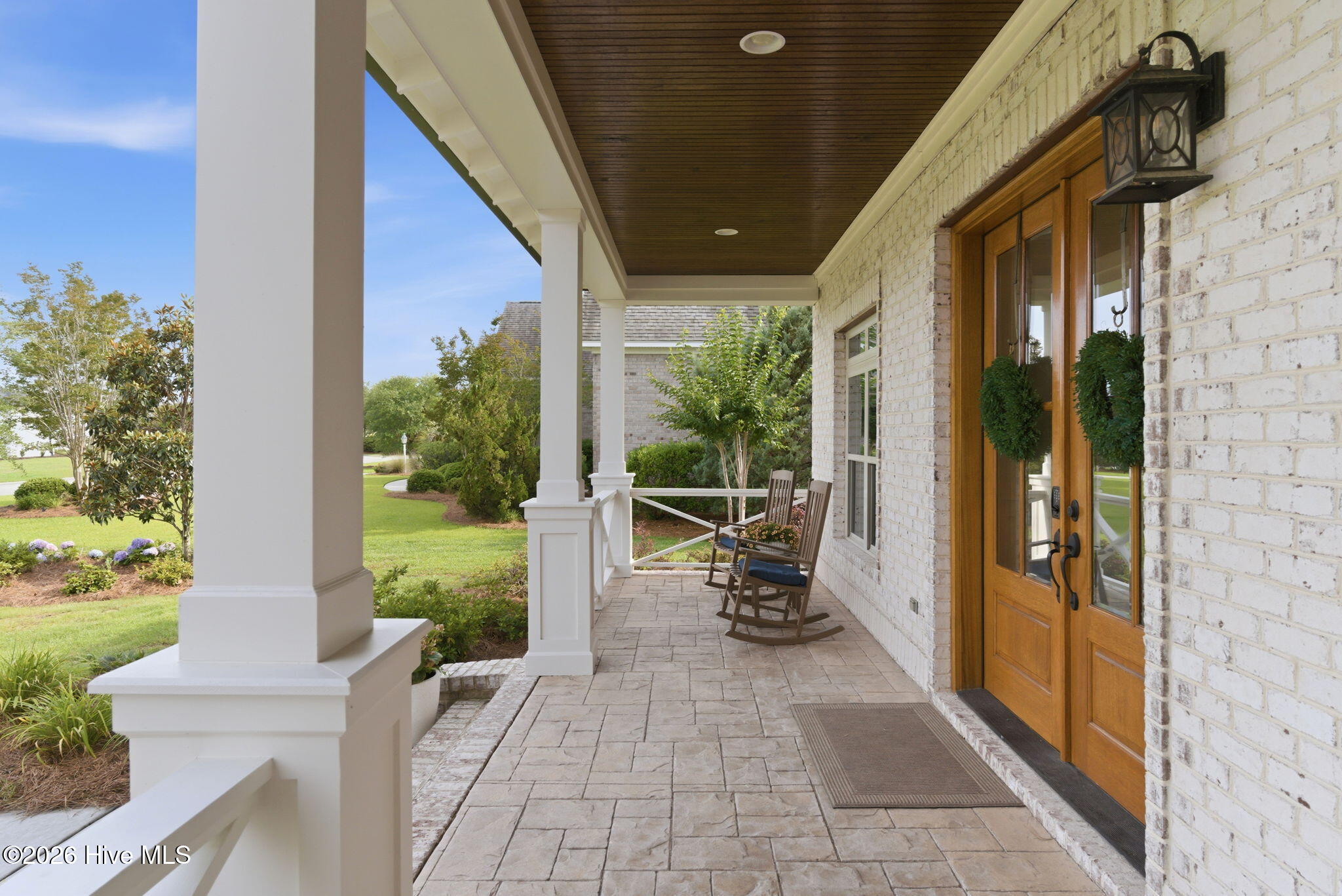 1135 Water Lily Way Property Photo 5
