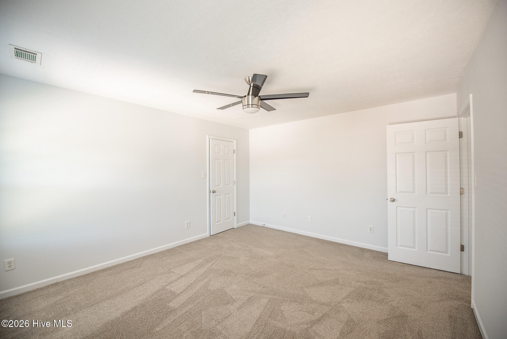 1612 Jamestown Avenue Property Photo 53