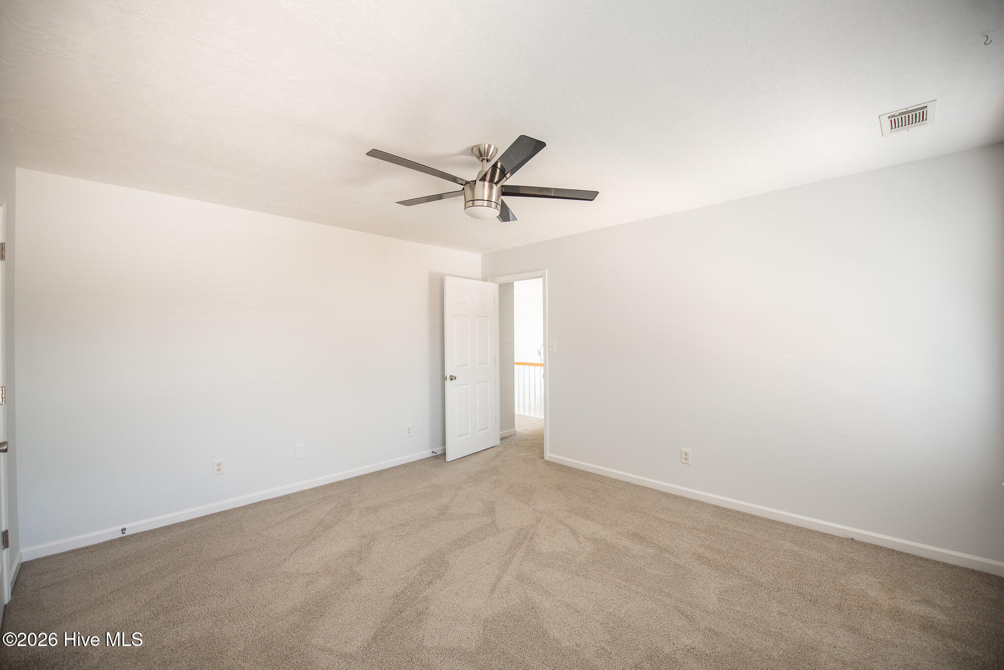 1612 Jamestown Avenue Property Photo 54