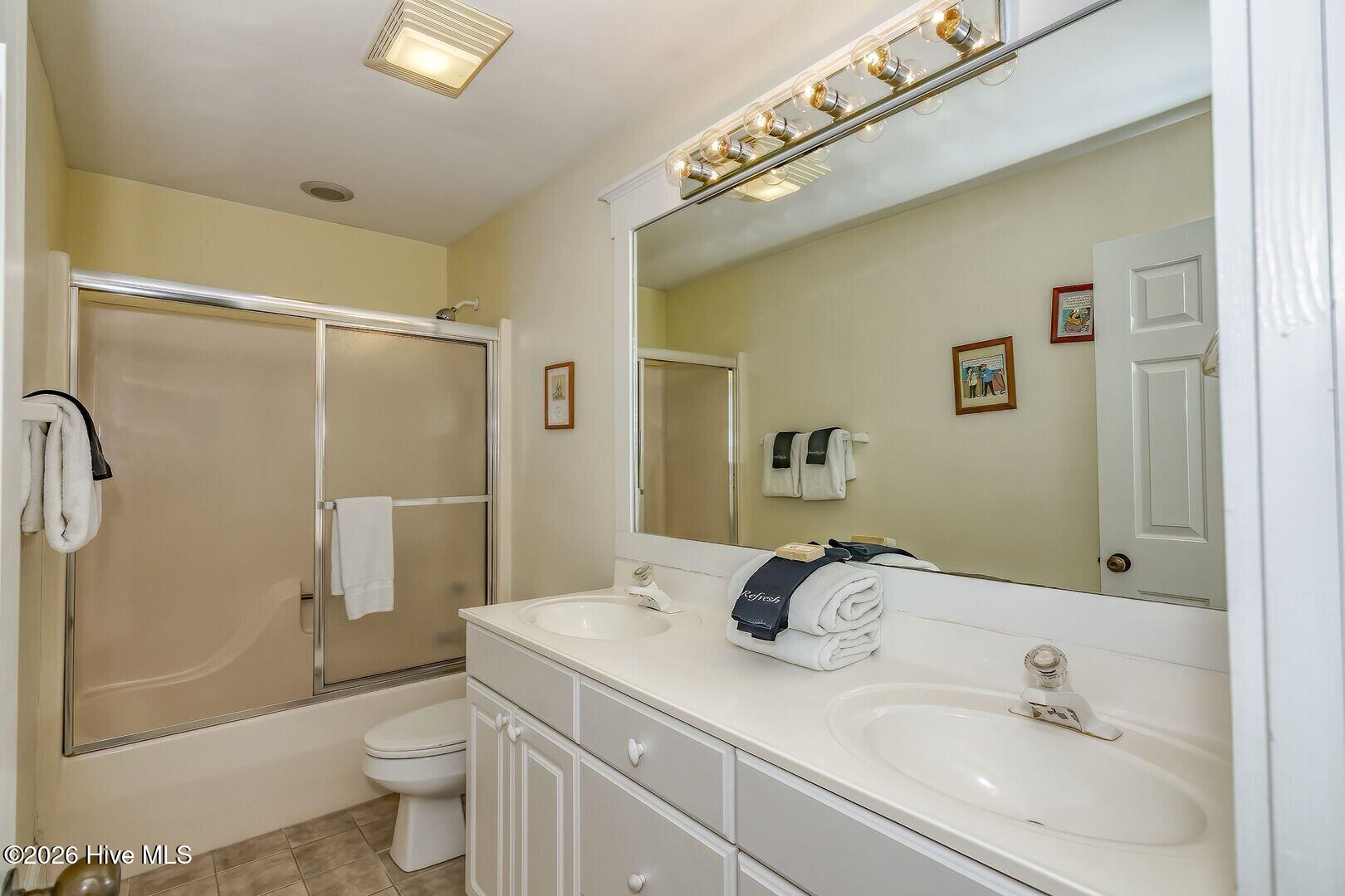 905 Bramble Reach # B Property Photo 7