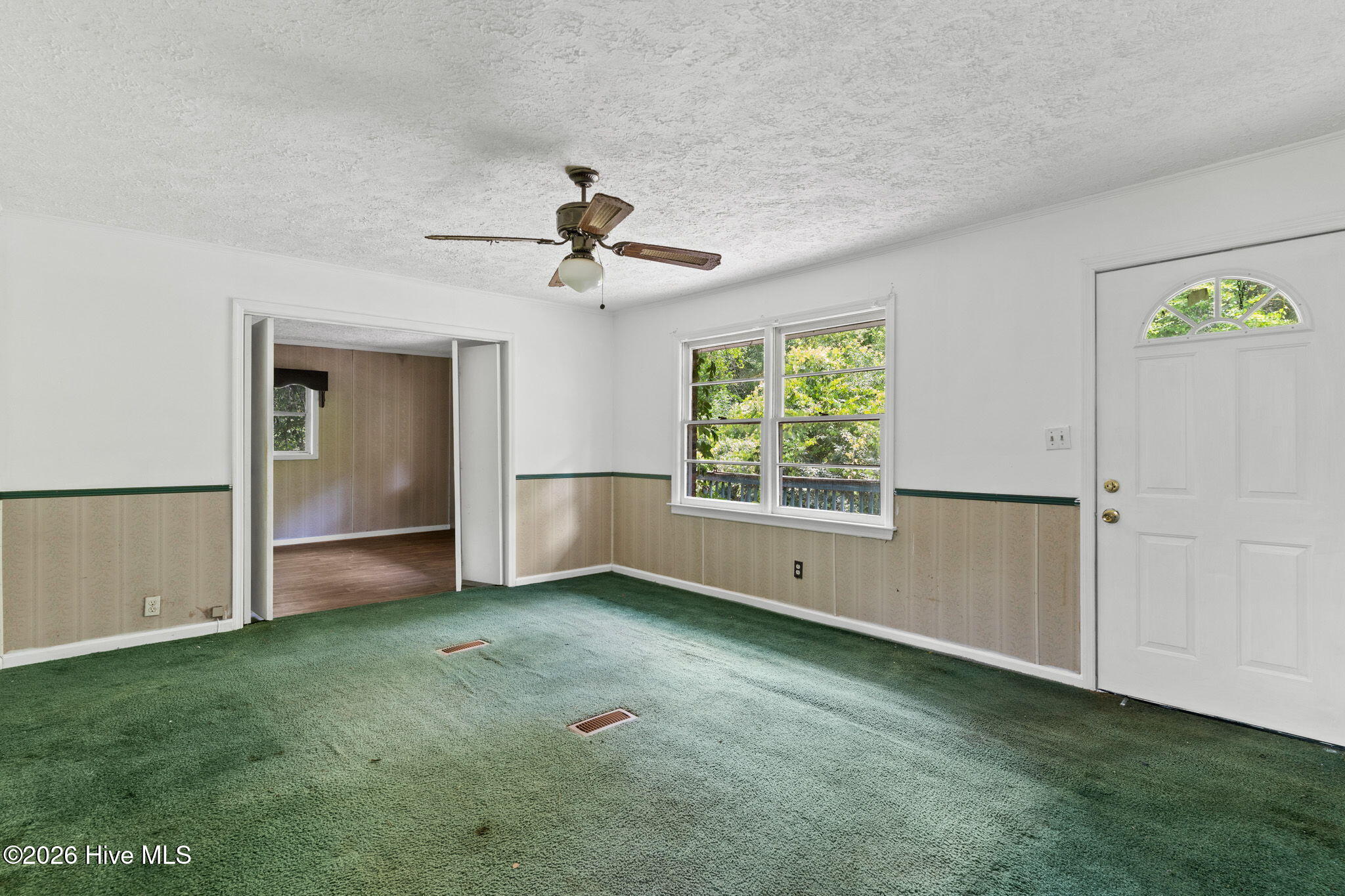 34 Elm Loop Lane Property Photo 9