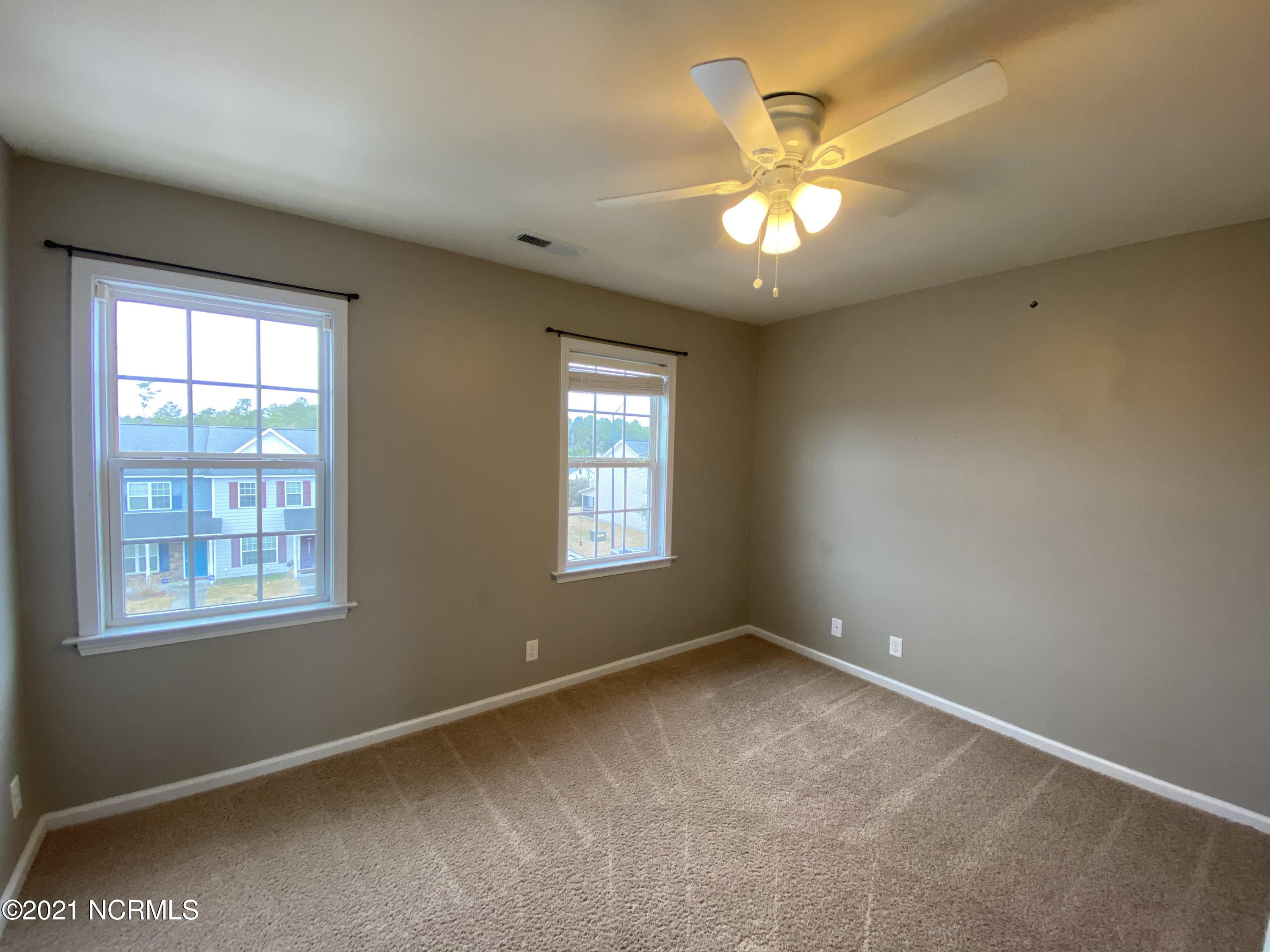 419 Caldwell Loop Property Photo 7