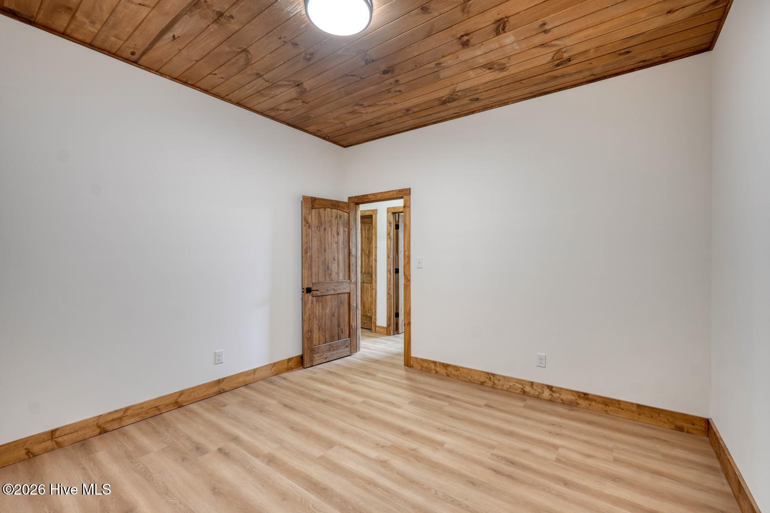 140 Short Oak Run Property Photo 51
