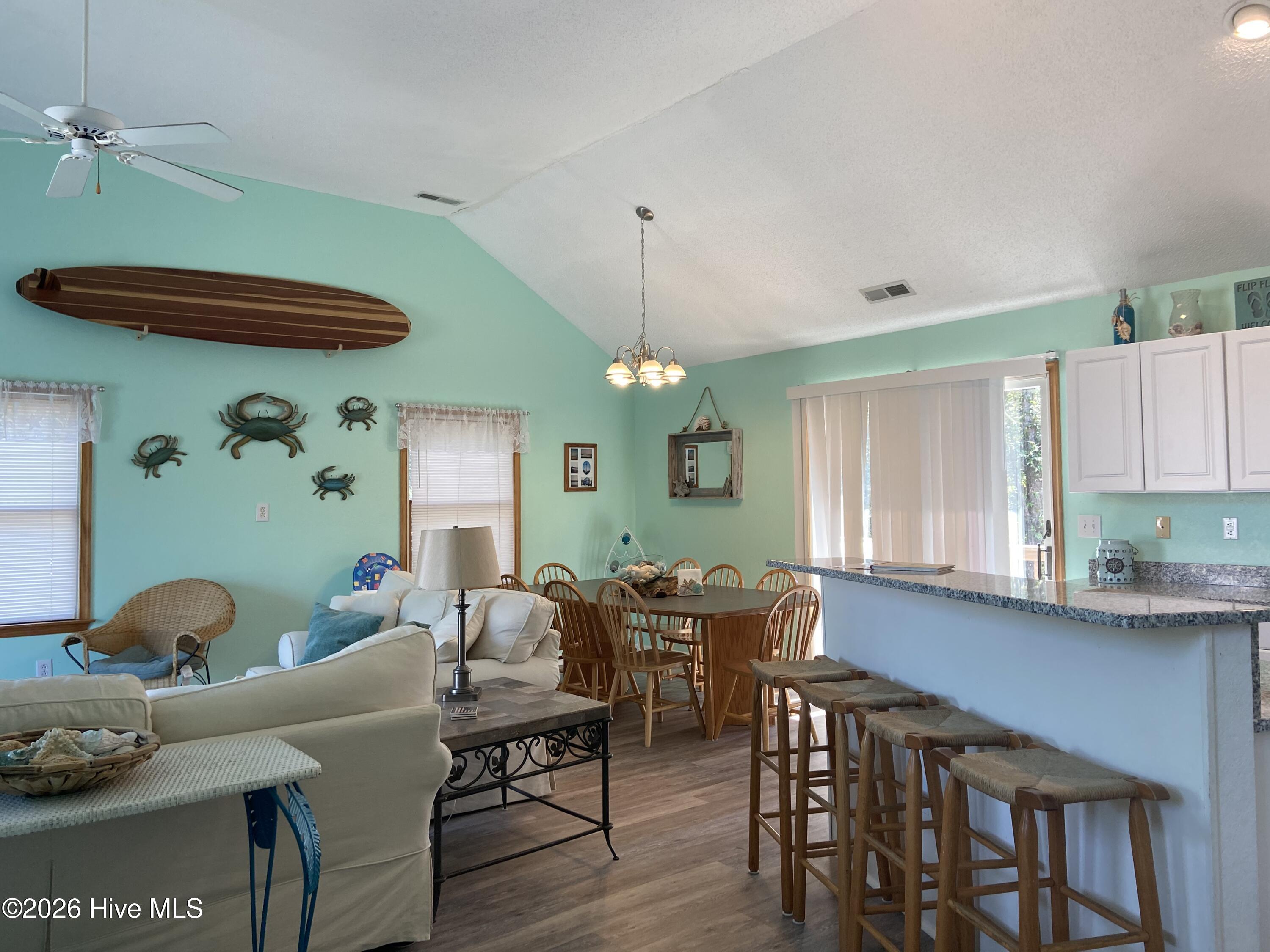 1278 Lakeside Drive Property Photo 4