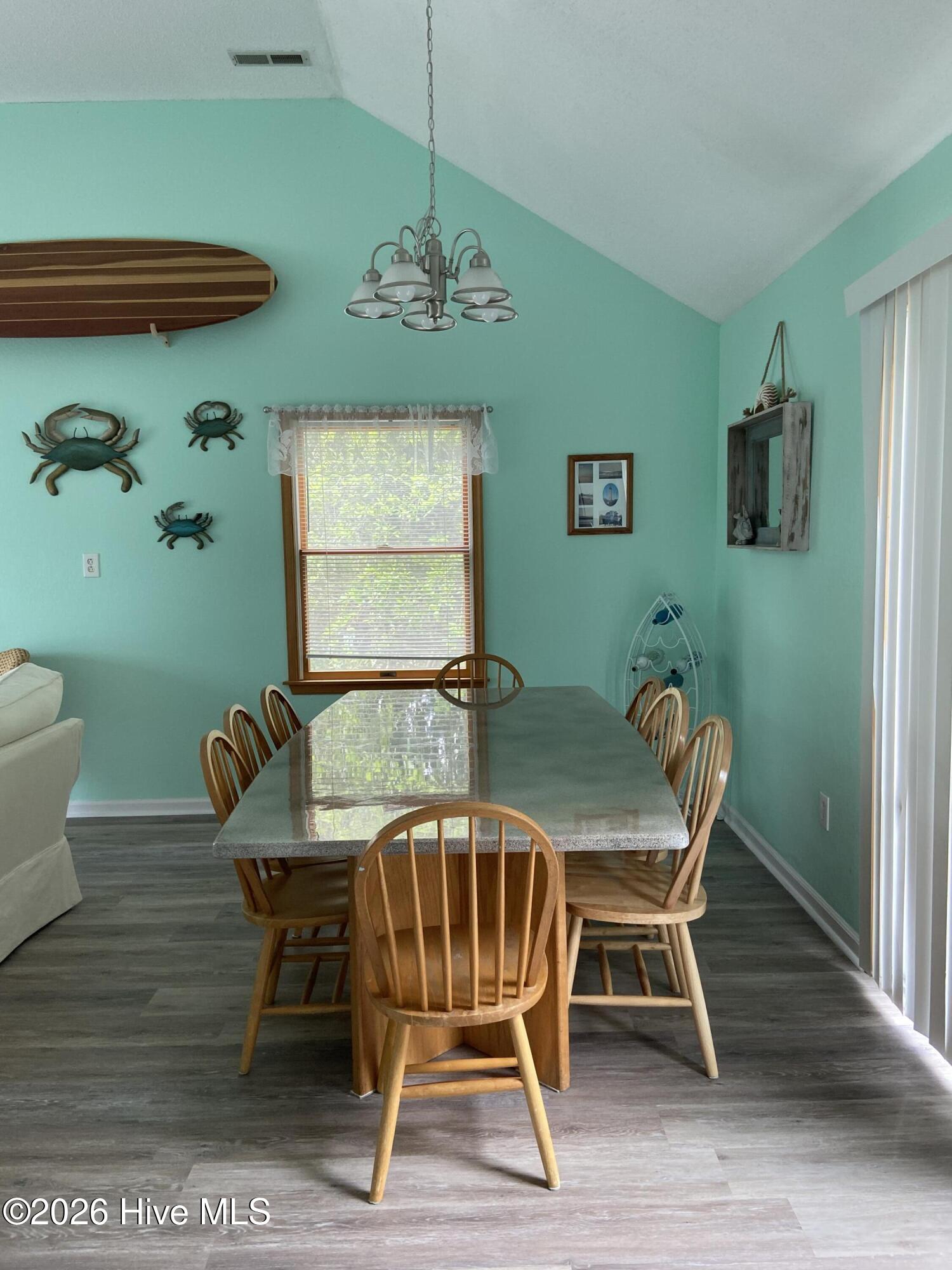 1278 Lakeside Drive Property Photo 9