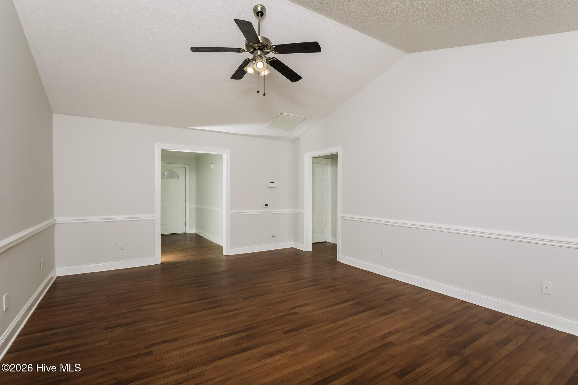 3715 Highland Drive Property Photo 6