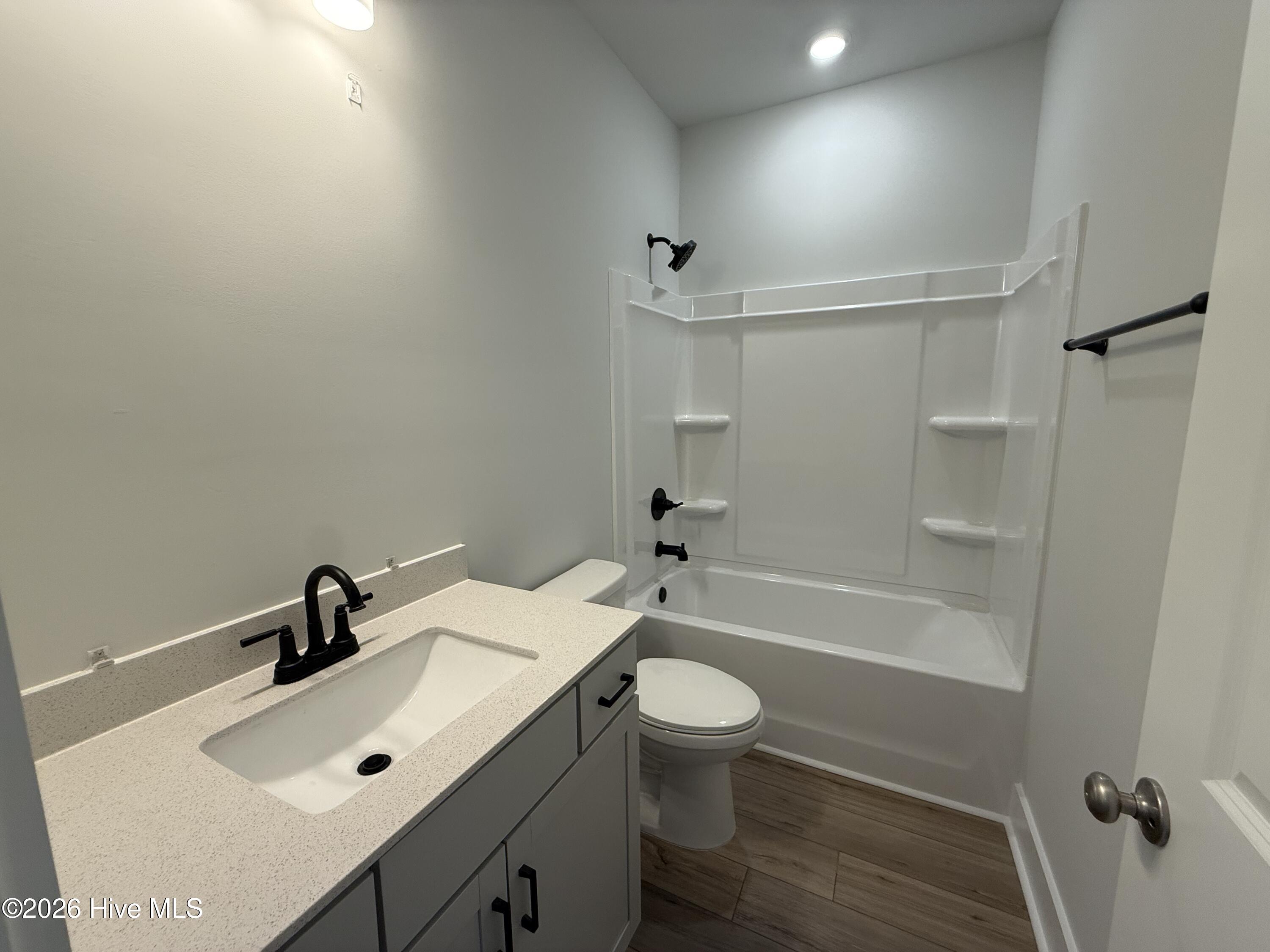 1221 Sunwater Terrace Property Photo 5