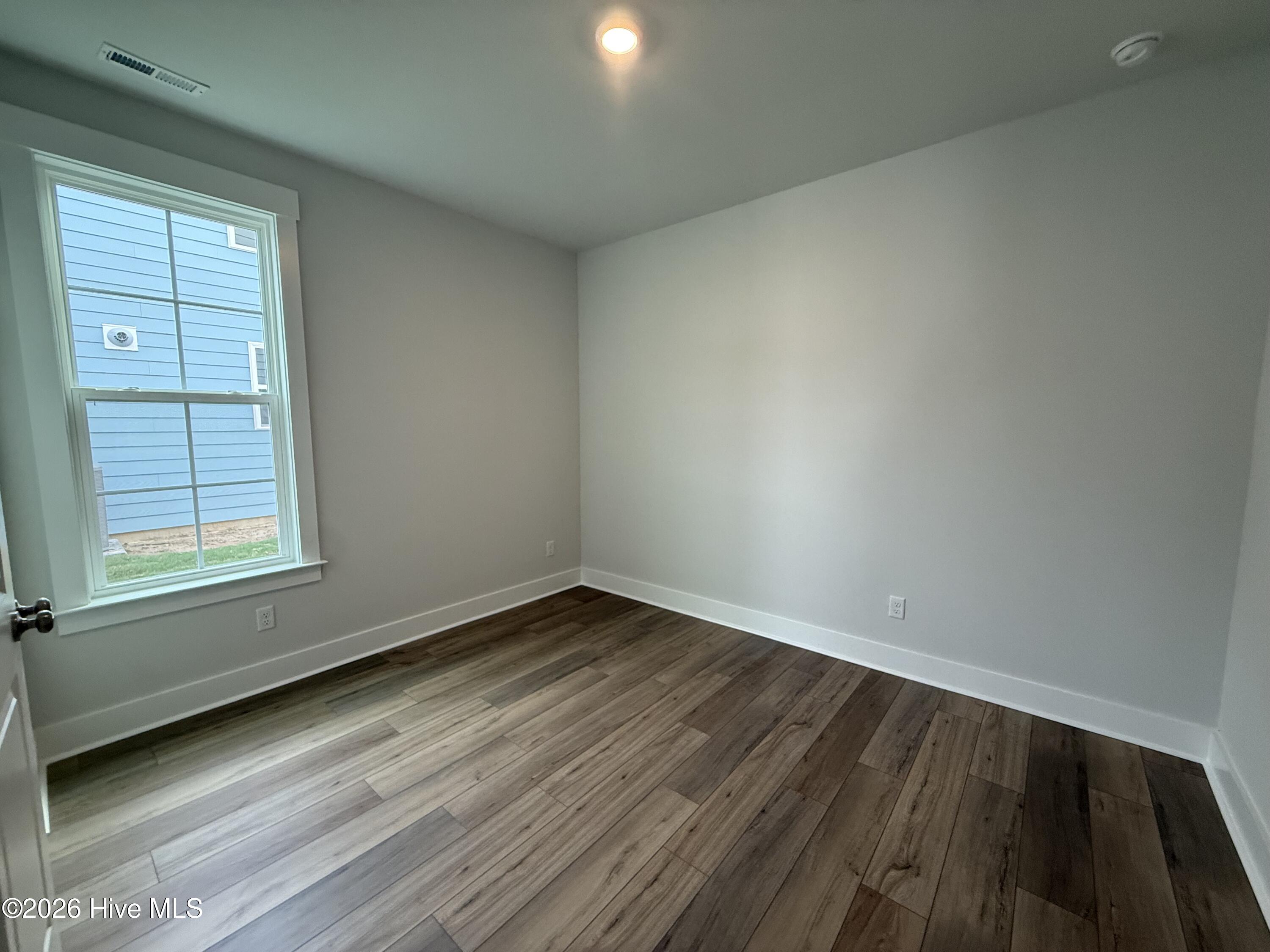 1221 Sunwater Terrace Property Photo 6