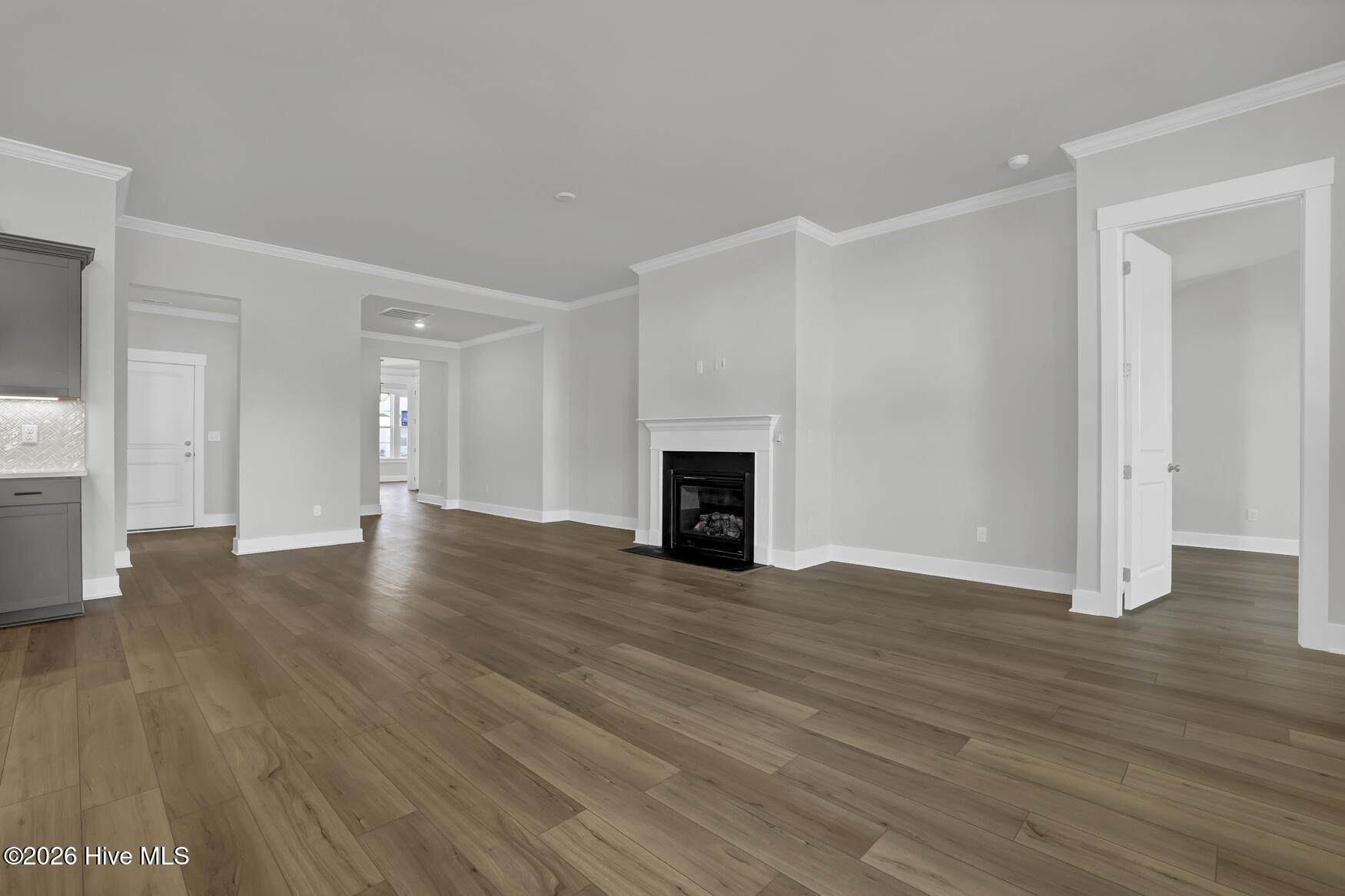 1221 Sunwater Terrace Property Photo 11