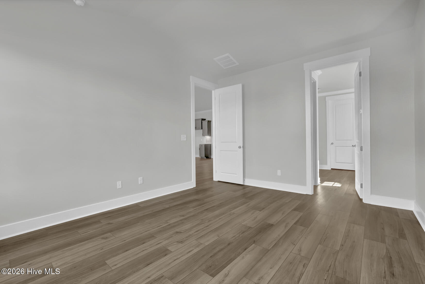 1221 Sunwater Terrace Property Photo 20